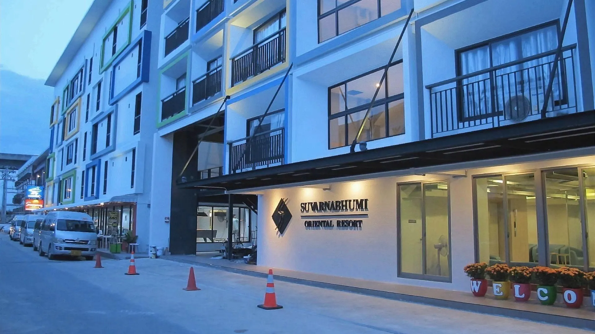 방콕 수완나품 오리엔탈 리조트 2성급 호텔 객실