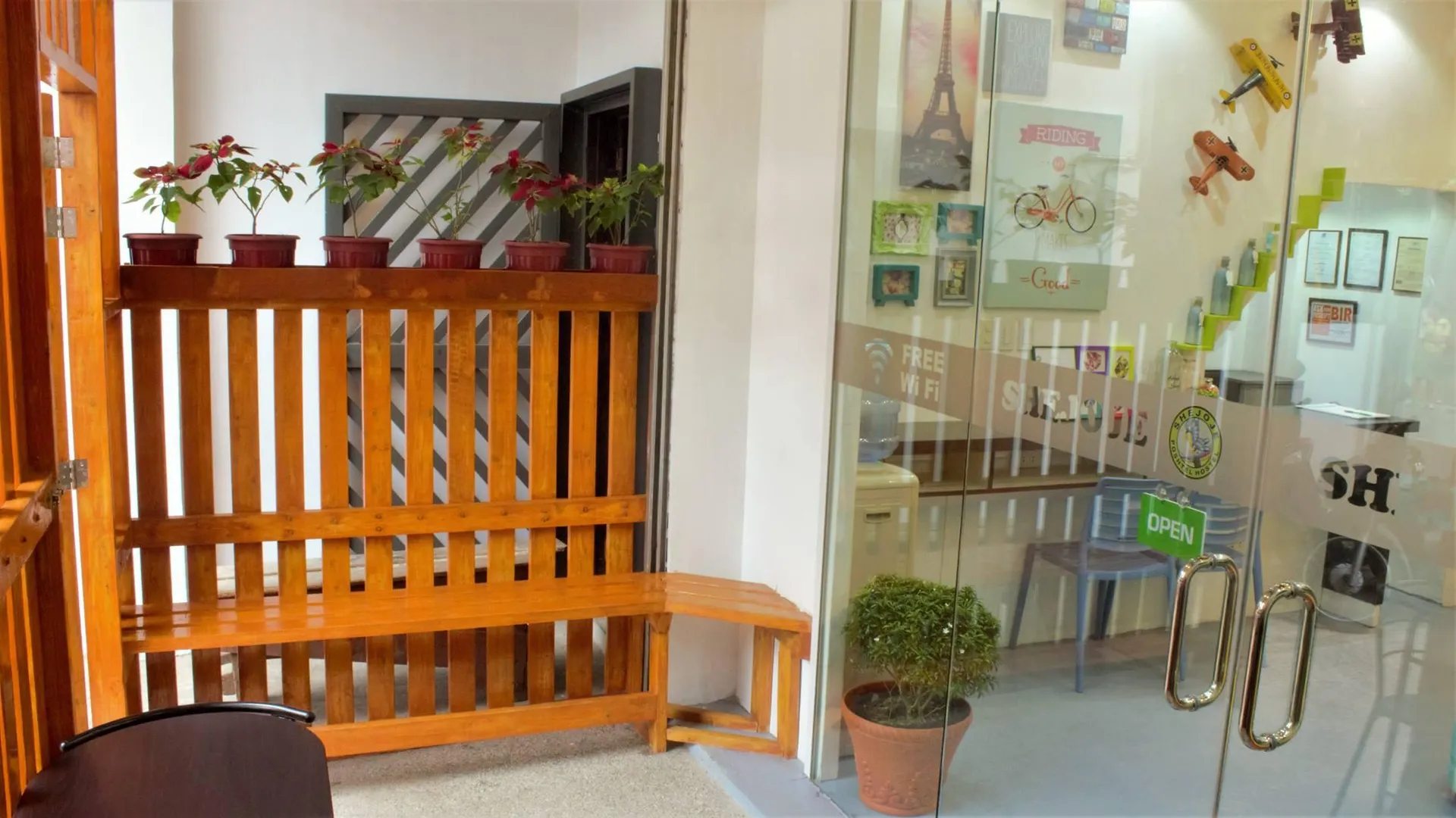 세부 쉐조제 포쉬텔 호스텔 2성급 호텔 레스토랑