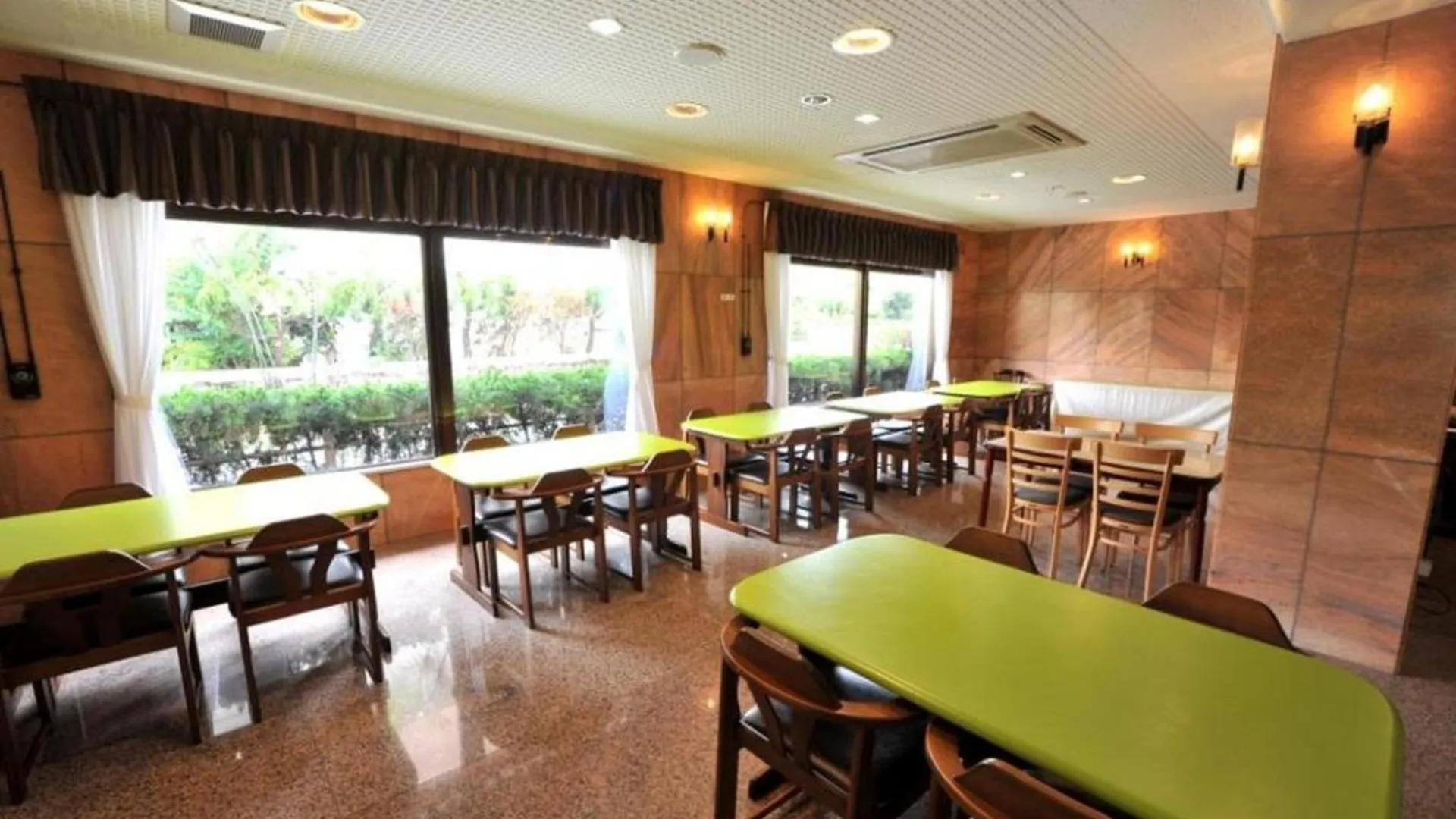 오키나와 본섬 Hotel Yamadaso 2성급 호텔 외관