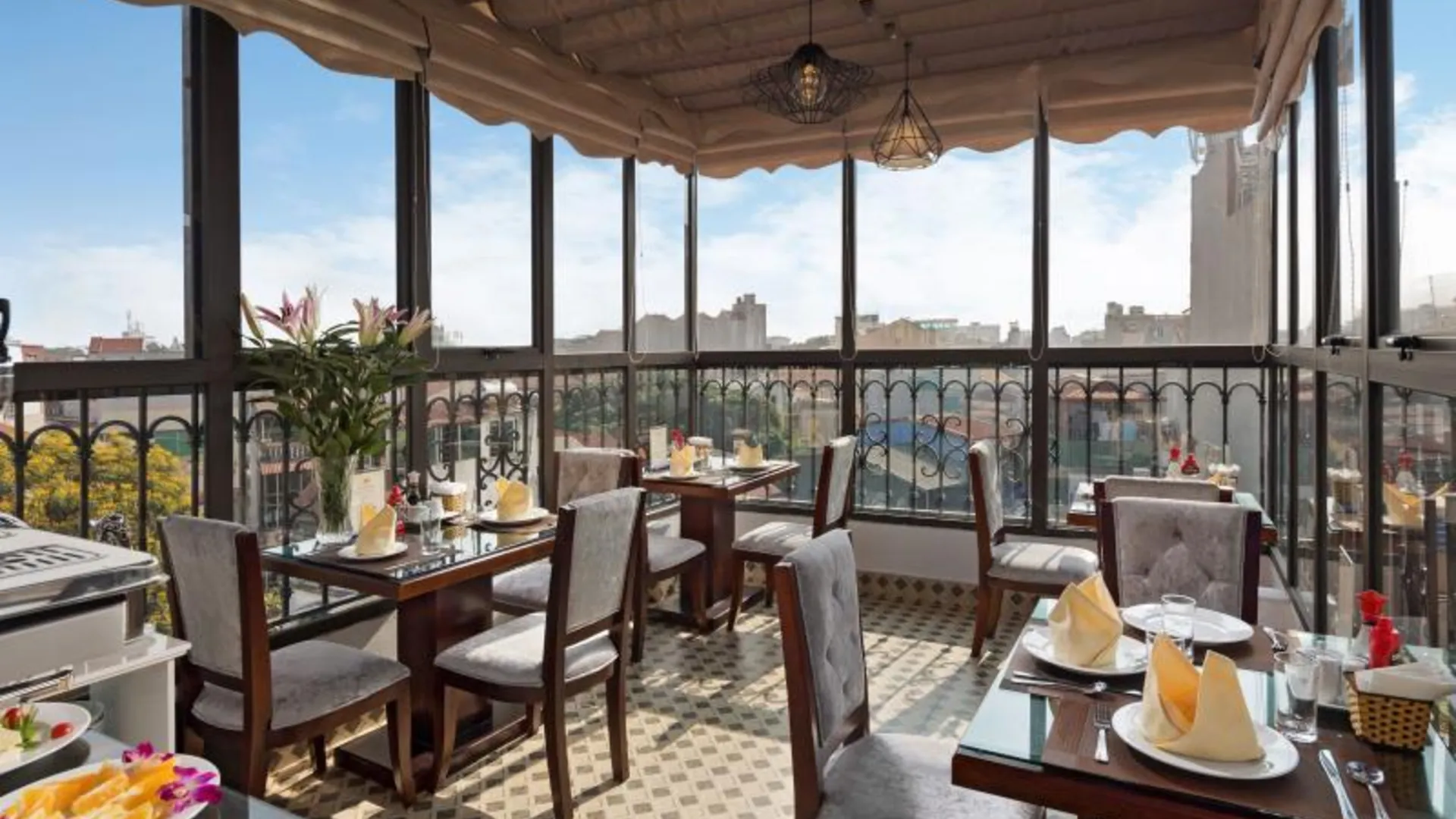 하노이 골든 문 스위트 호텔 3성급 호텔 객실