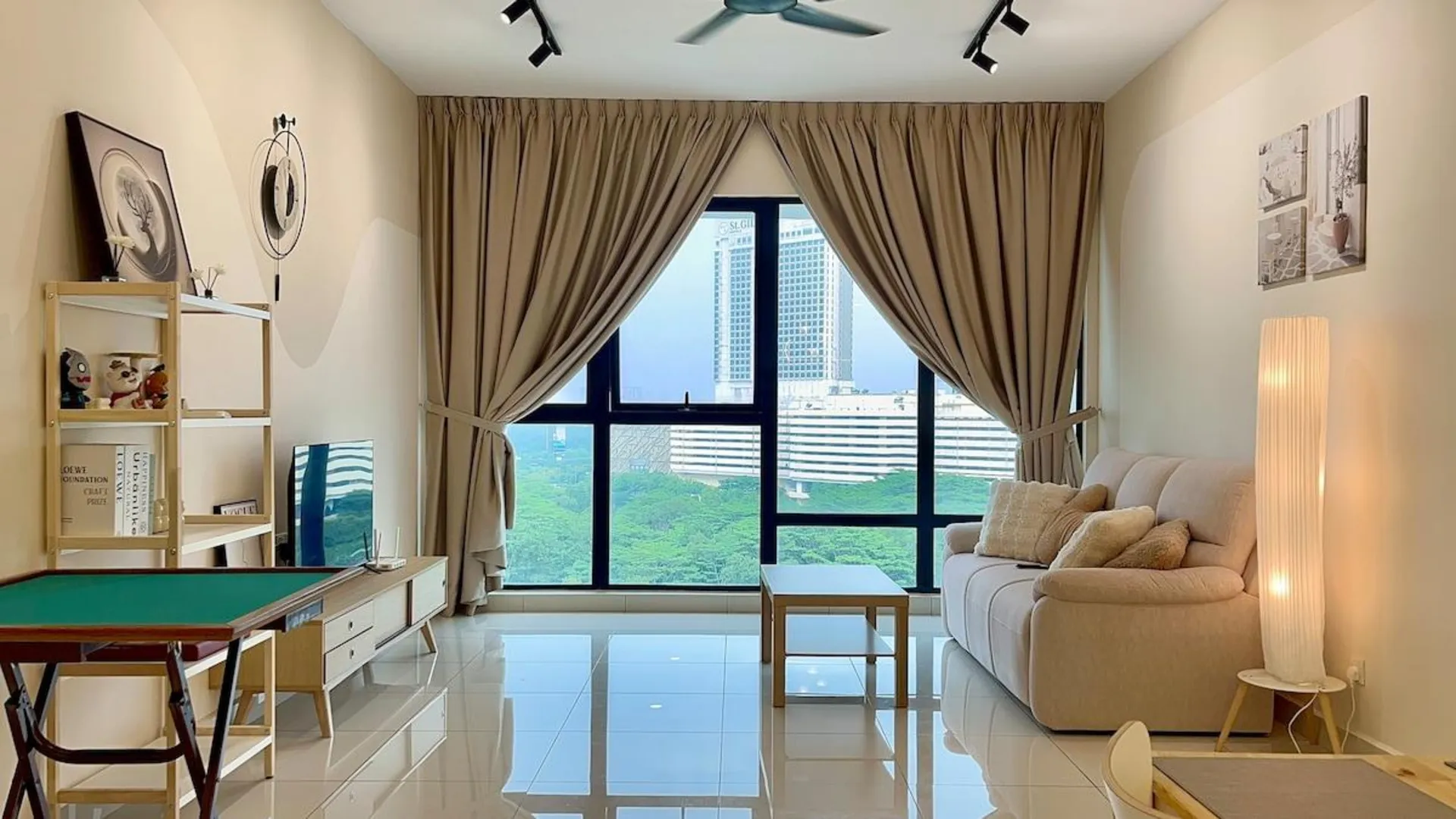 조호바루 / 조호르바루 수투랑바루의 프라이빗 하우스 (m², 침실 4개, 프라이빗 욕실 3개) 4성급 게스트하우스 객실