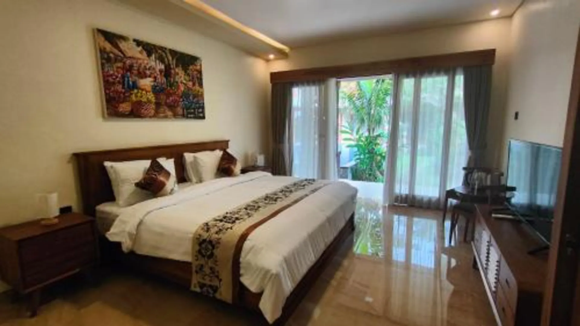 발리 푸리 아비안 아리 빌라 바이 더 라바나 4성급 호텔 스위트룸