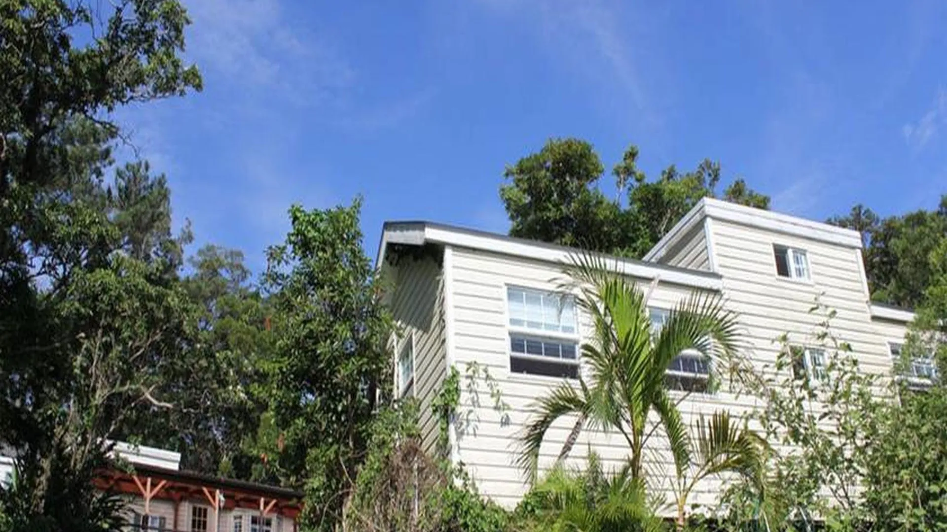 오키나와 본섬 파노라마 오션 뷰 코티지 4성급 게스트하우스 레스토랑