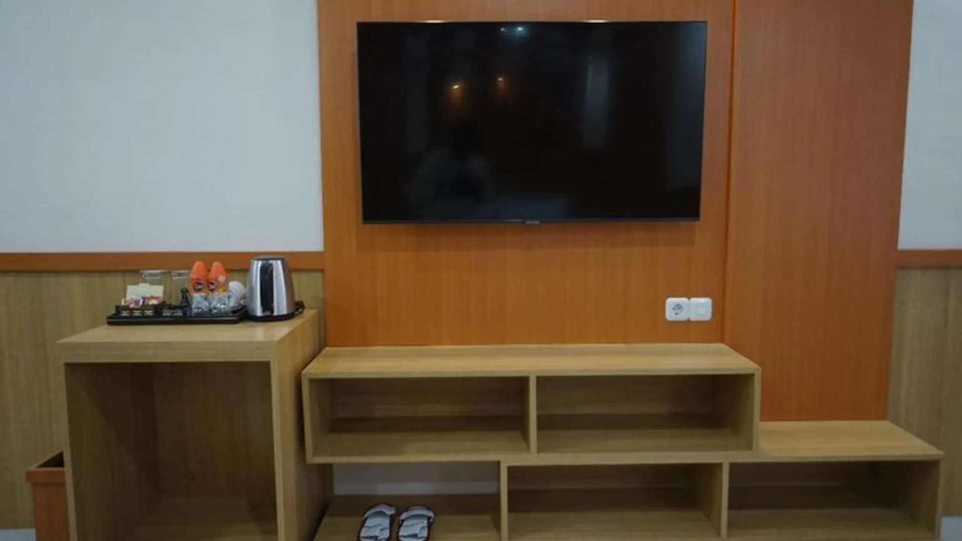 마카사르 Manggala Trans Hotel 2성급 호텔 외관