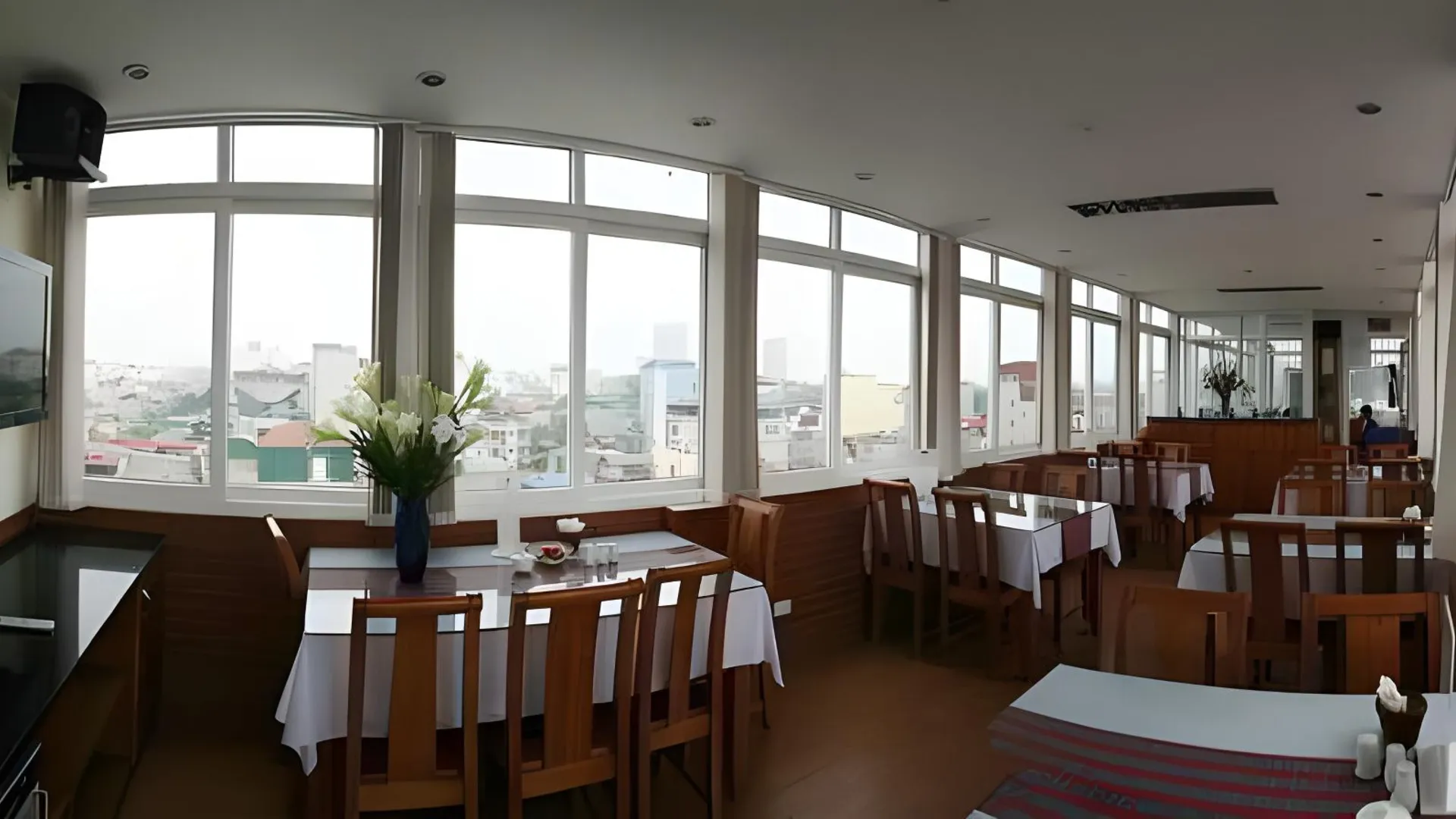 하노이 럭키 3 호텔 앤 트래블 3성급 호텔 스위트룸