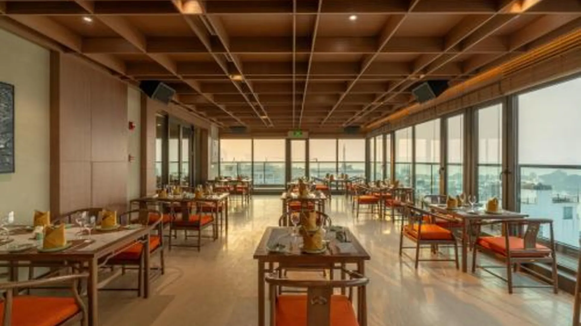 하노이 더 파이브 스위트 릴라스 4성급 호텔 외관