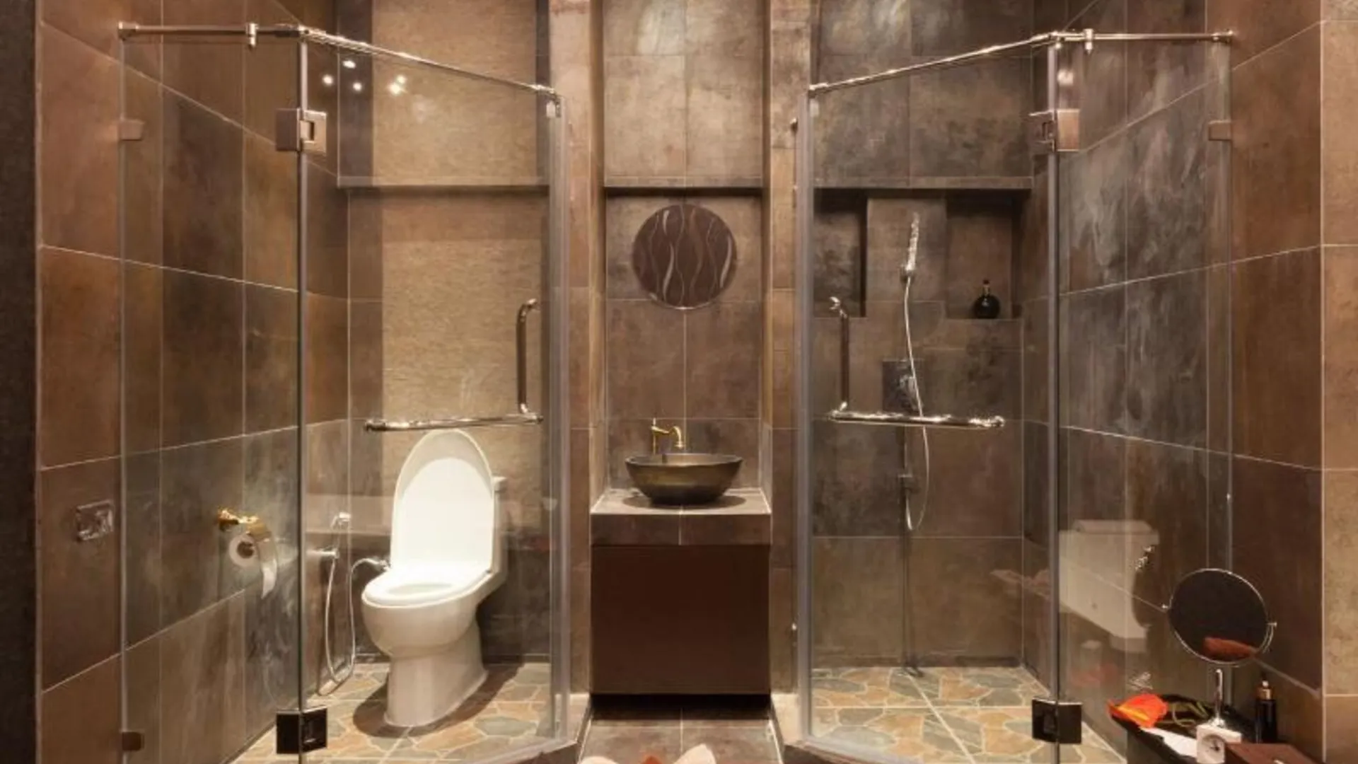 방콕 그랜드 5 호텔 앤 플라자 수쿰빗 4성급 호텔 스위트룸