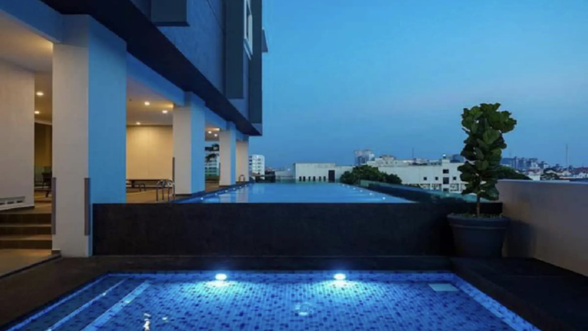 말라카 존커의 아파트먼트 (103m², 침실 3개, 프라이빗 욕실 2개) 4성급 싱글룸 로비