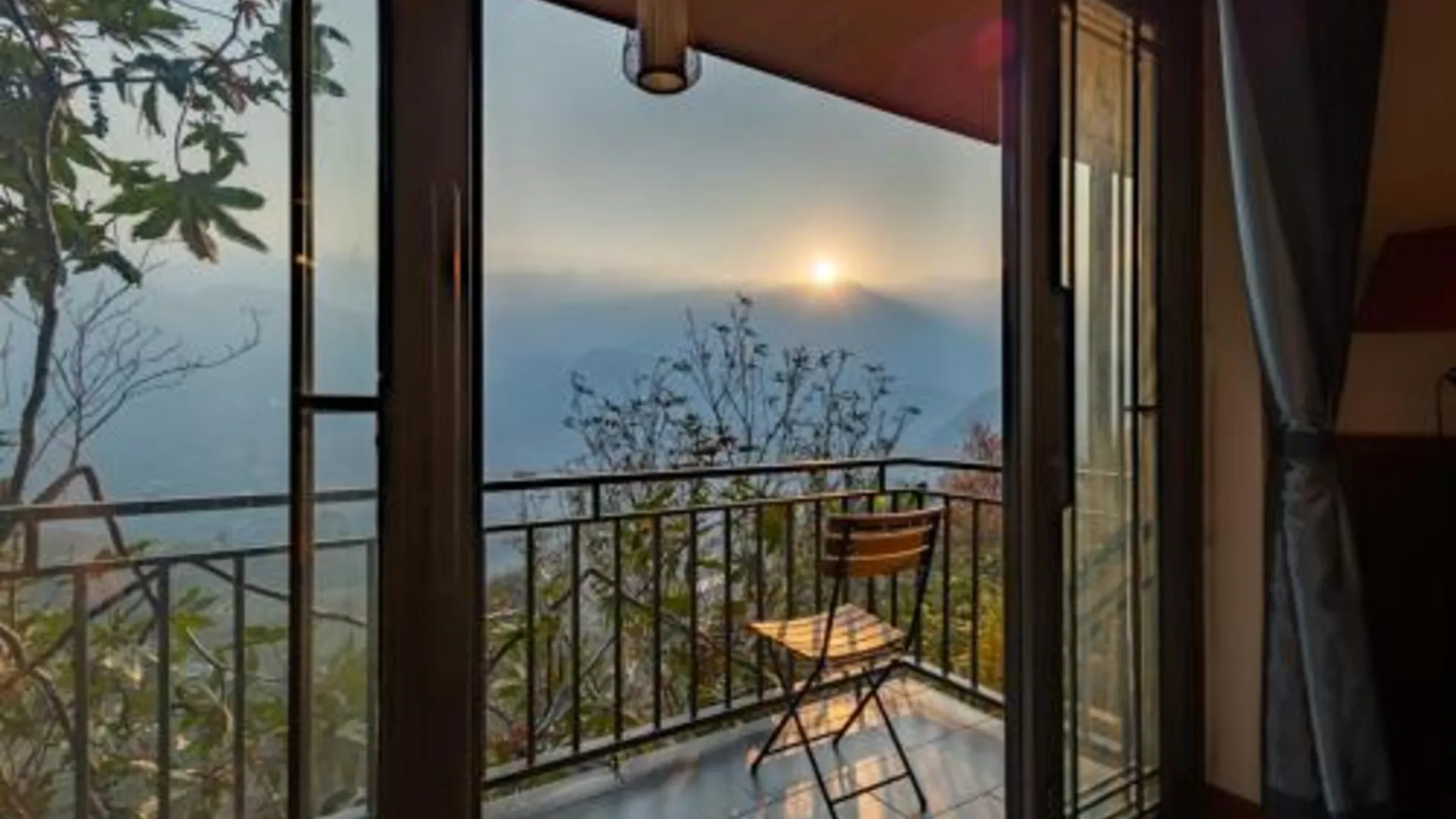 사파 무옹 호아 힐사이드 홈스테이 4성급 게스트하우스 수영장