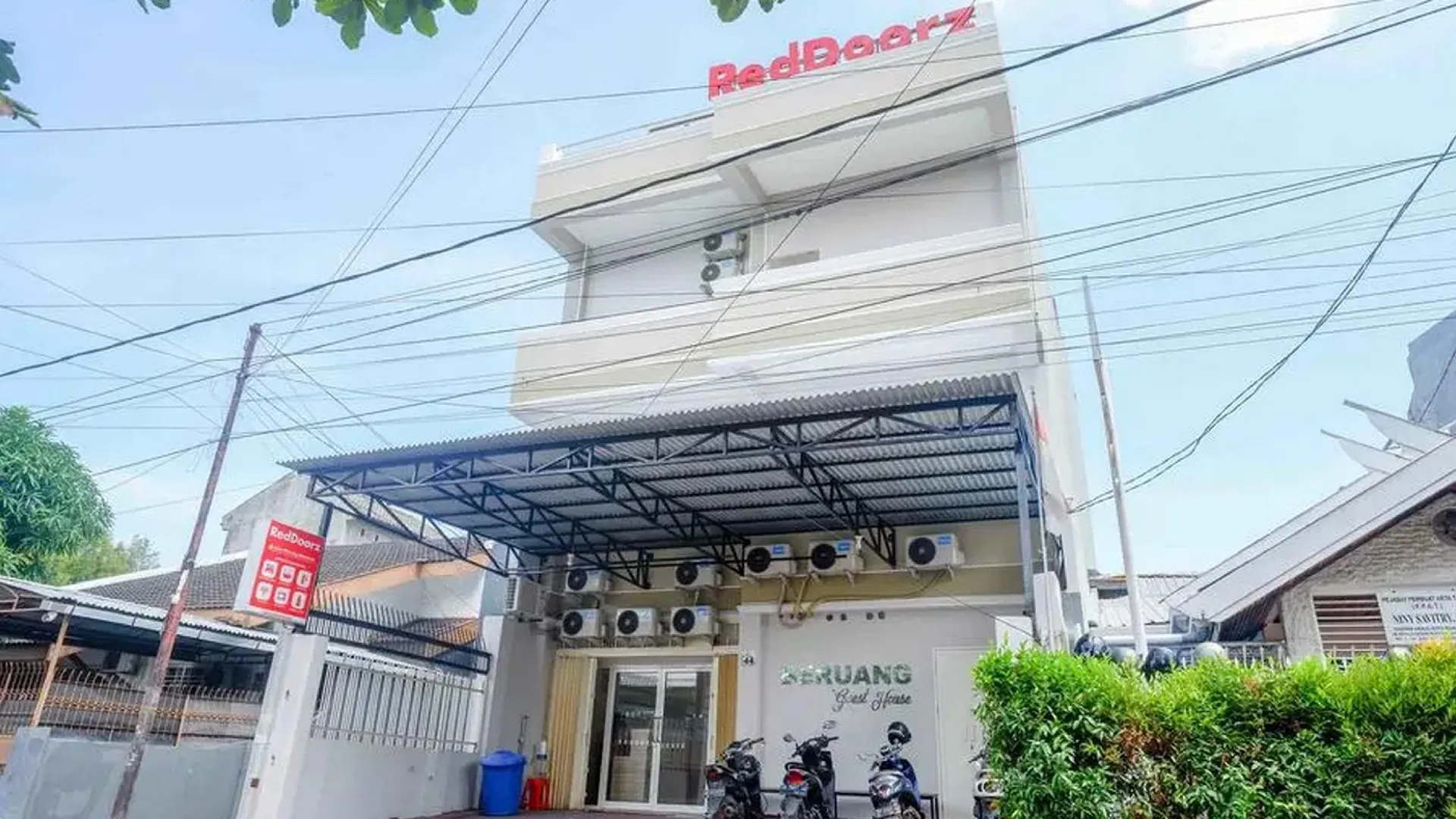 마카사르 RedDoorz near Mall Ratu Indah 3 2성급 호텔 부대시설