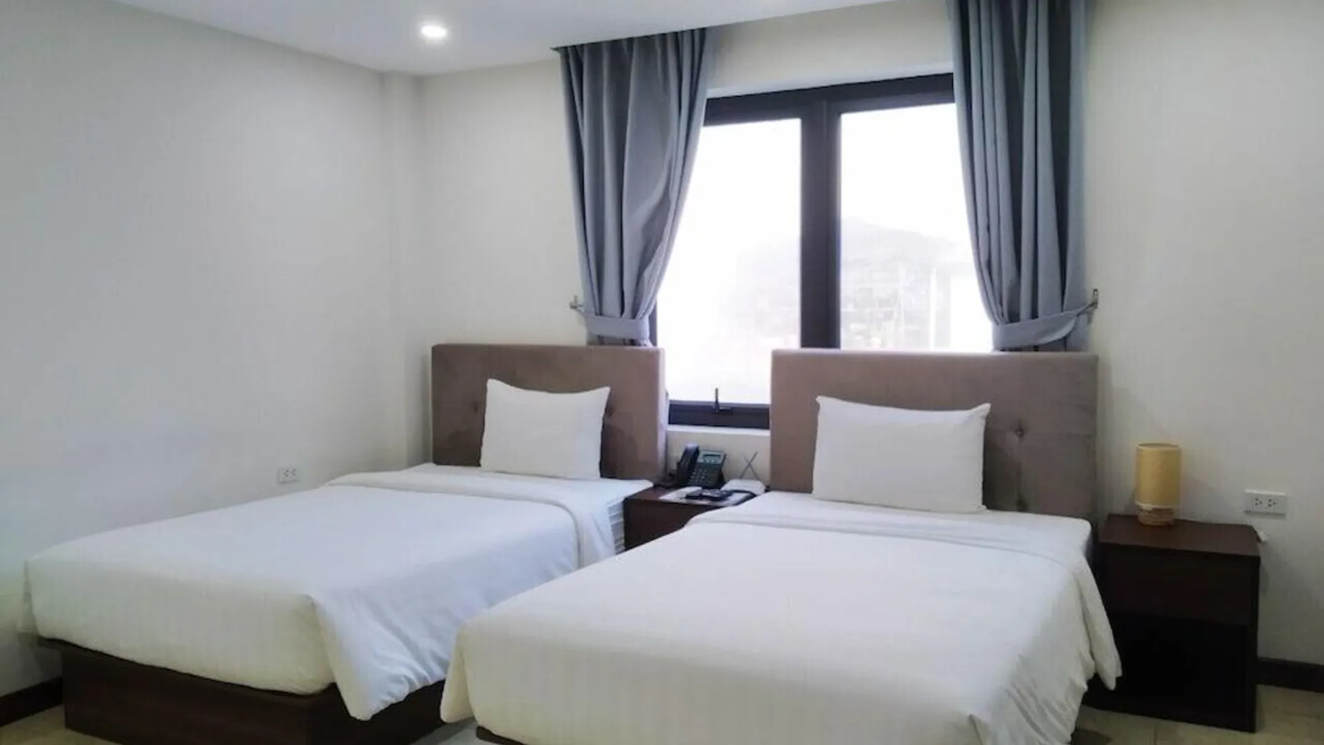 하노이 K-BIZ 1 HOTEL - Ngõ 1 Trần Văn Lai HN - by BAY LUXURY 2성급 게스트하우스 레스토랑