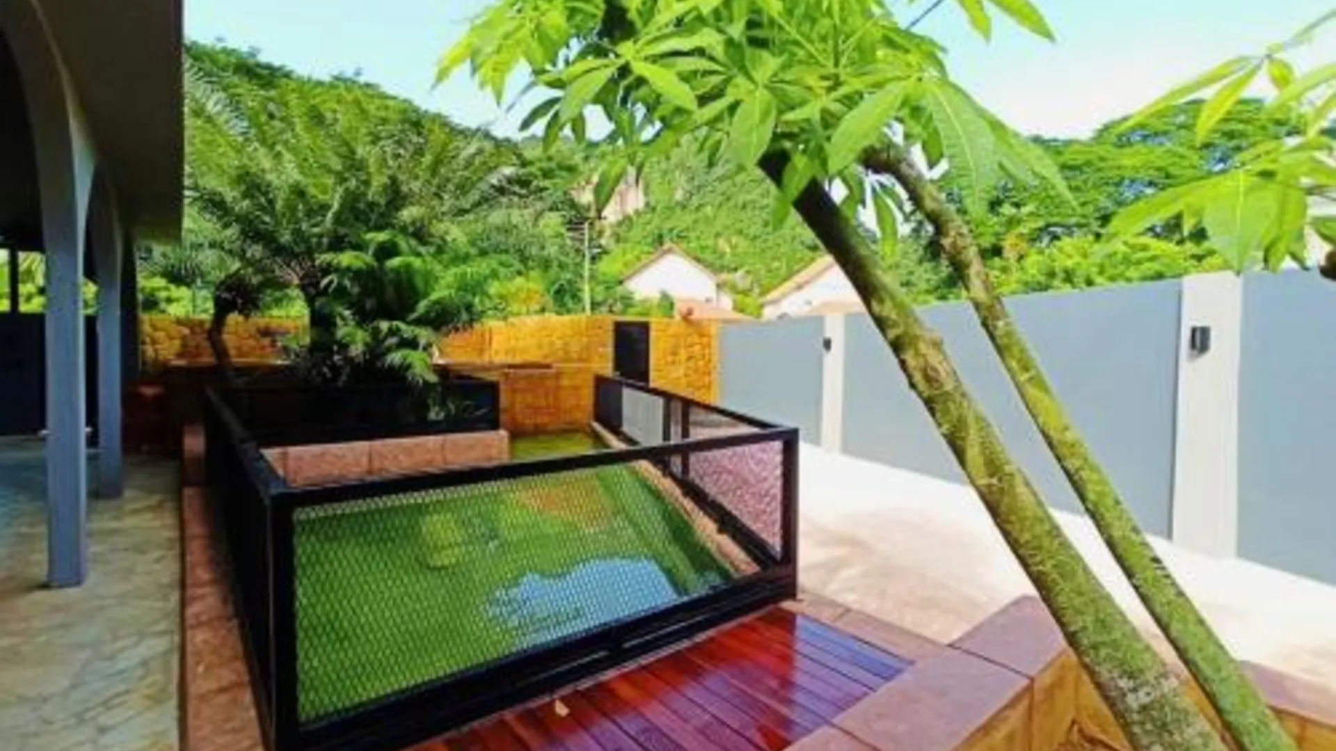 이포 타만 반다라야의 프라이빗 하우스 (248m², 침실 5개, 프라이빗 욕실 5개) 3성급 게스트하우스 부대시설