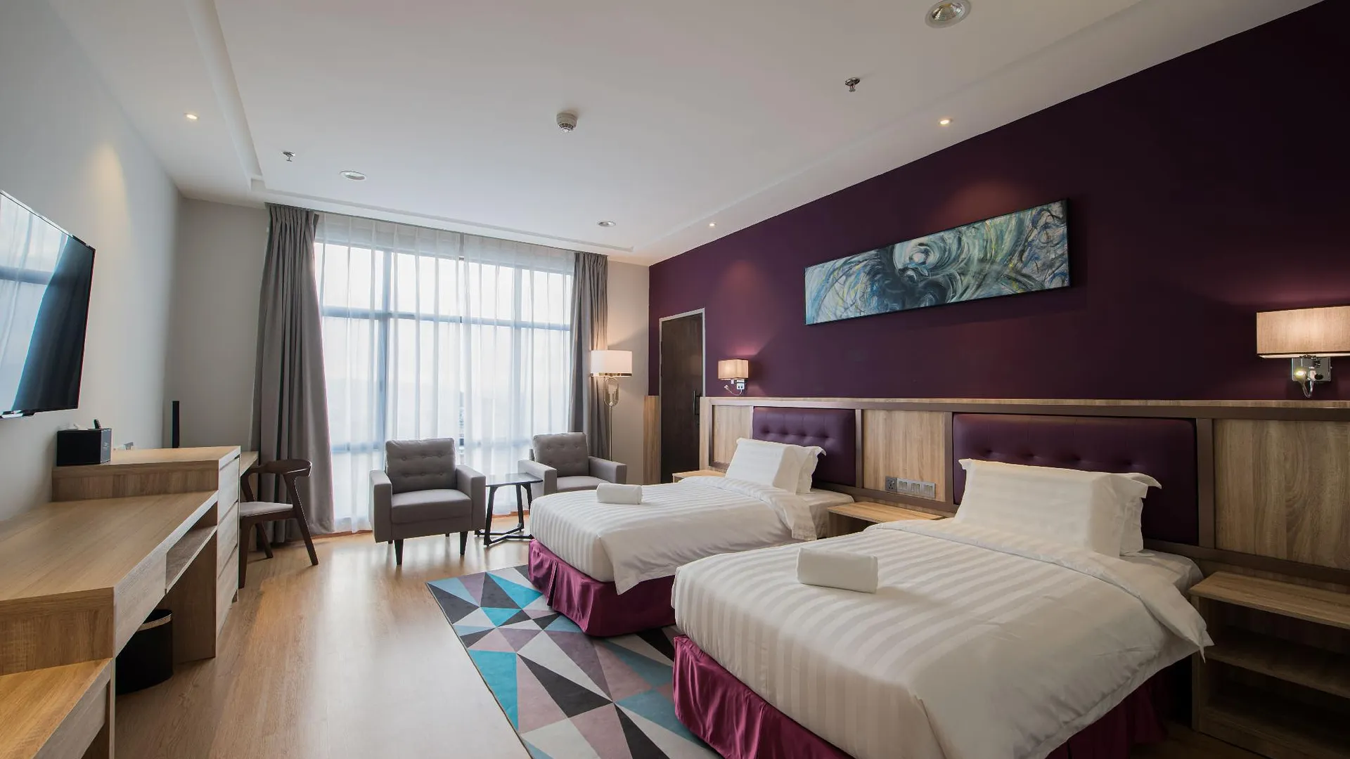 코타키나발루 그랜드 인호텔 코타키나발루 4성급 호텔 스위트룸