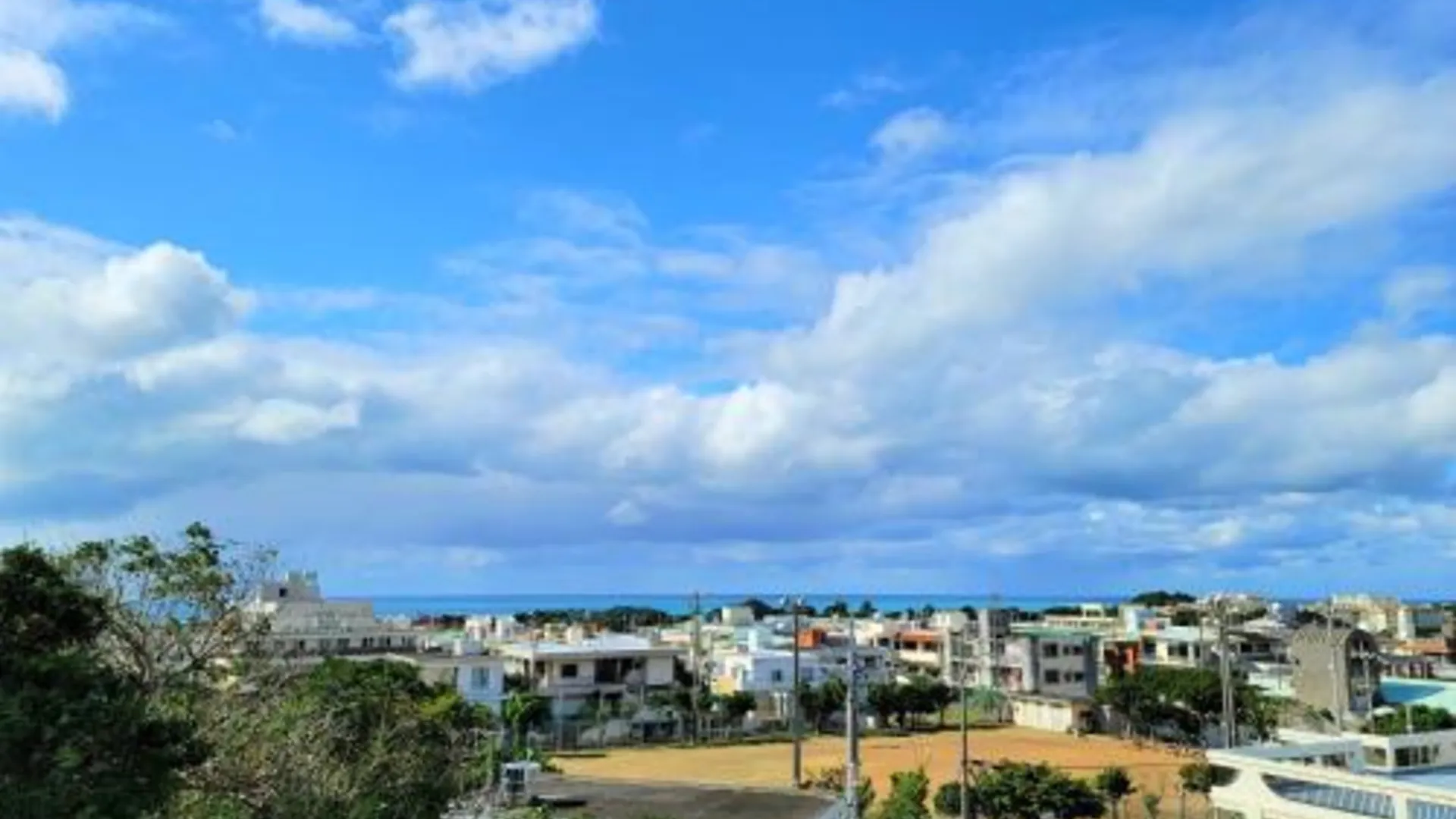 오키나와 본섬 大型スクリーン＆プロジェクターで映画三昧 Villa Blu Okinawa Chatan 2-3 4성급 게스트하우스 객실