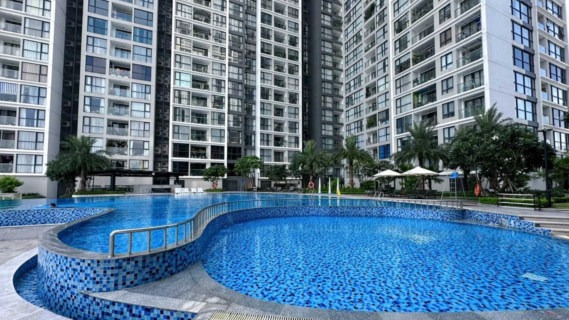 하노이 빈홈스 스카이레이크 - 사우스 랜드 5성급 호텔 외관