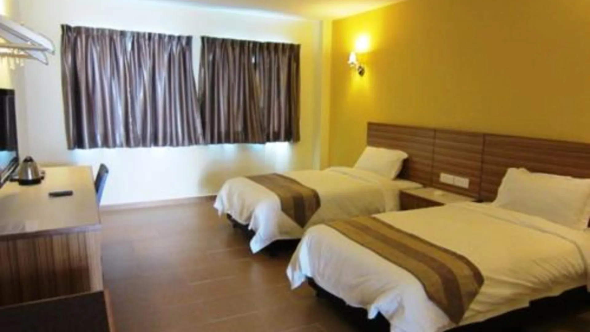 틀룩인탄 그랜드 코트 호텔 3성급 호텔 스위트룸