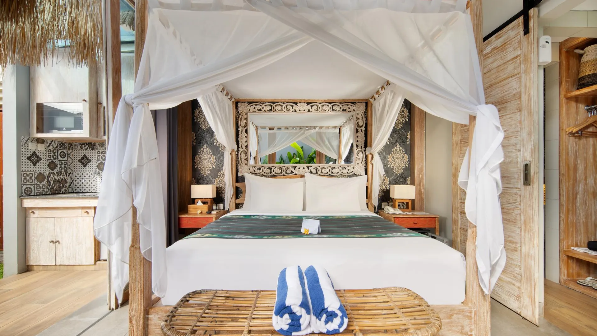 발리 18 스위트 빌라 로프트 쿠타 4성급 호텔 스위트룸