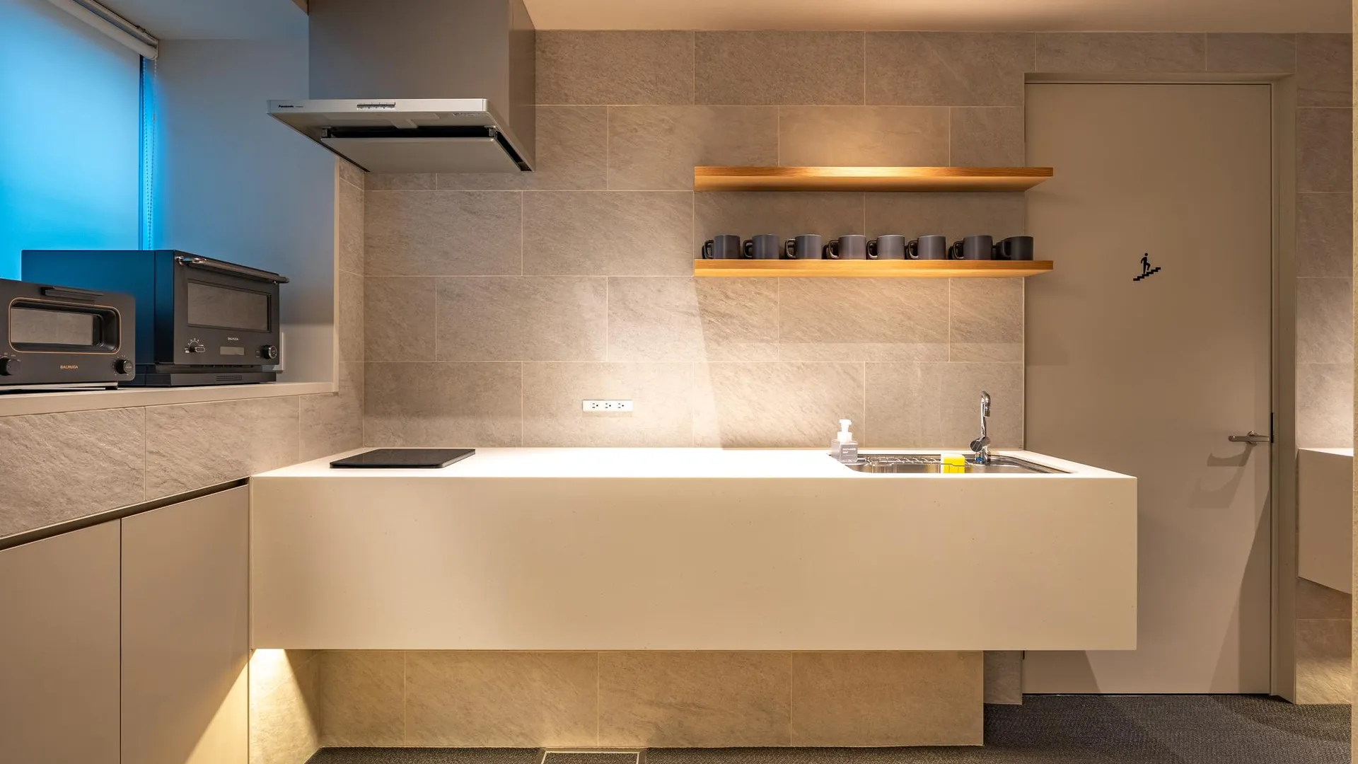 교토 대시 리빙 고조 3성급 호텔 로비