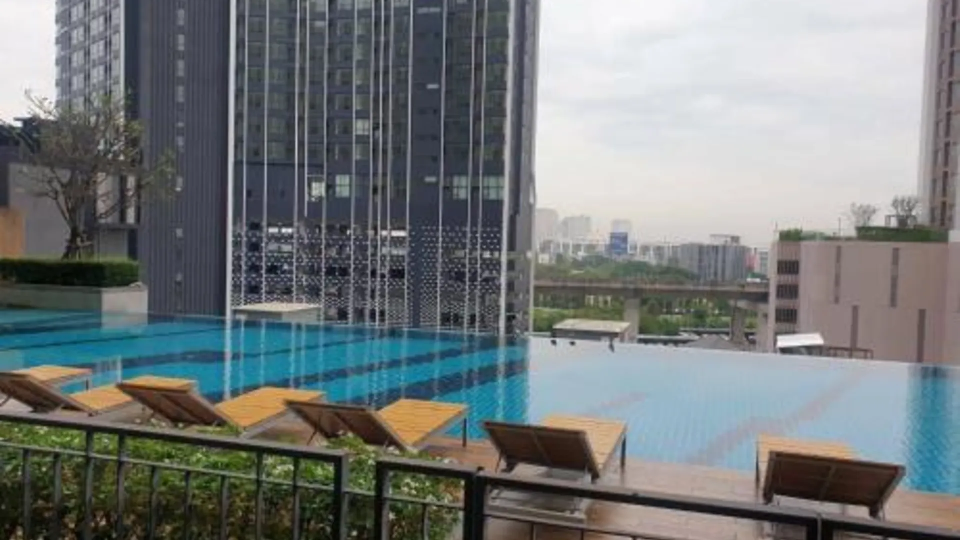 방콕 Lummpni palace 3성급 싱글룸 로비