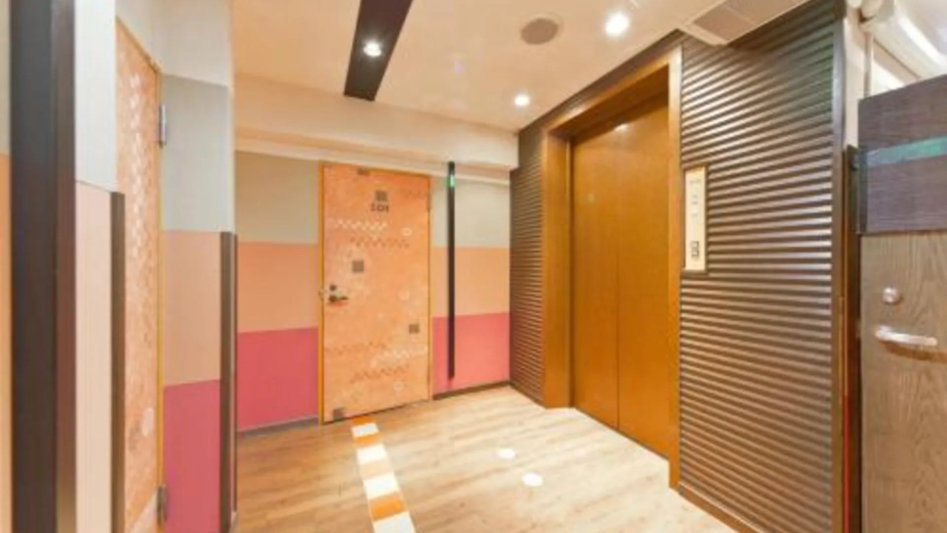 도쿄 / 동경 인터내셔널 호텔 가부키초  2성급 호텔 외관