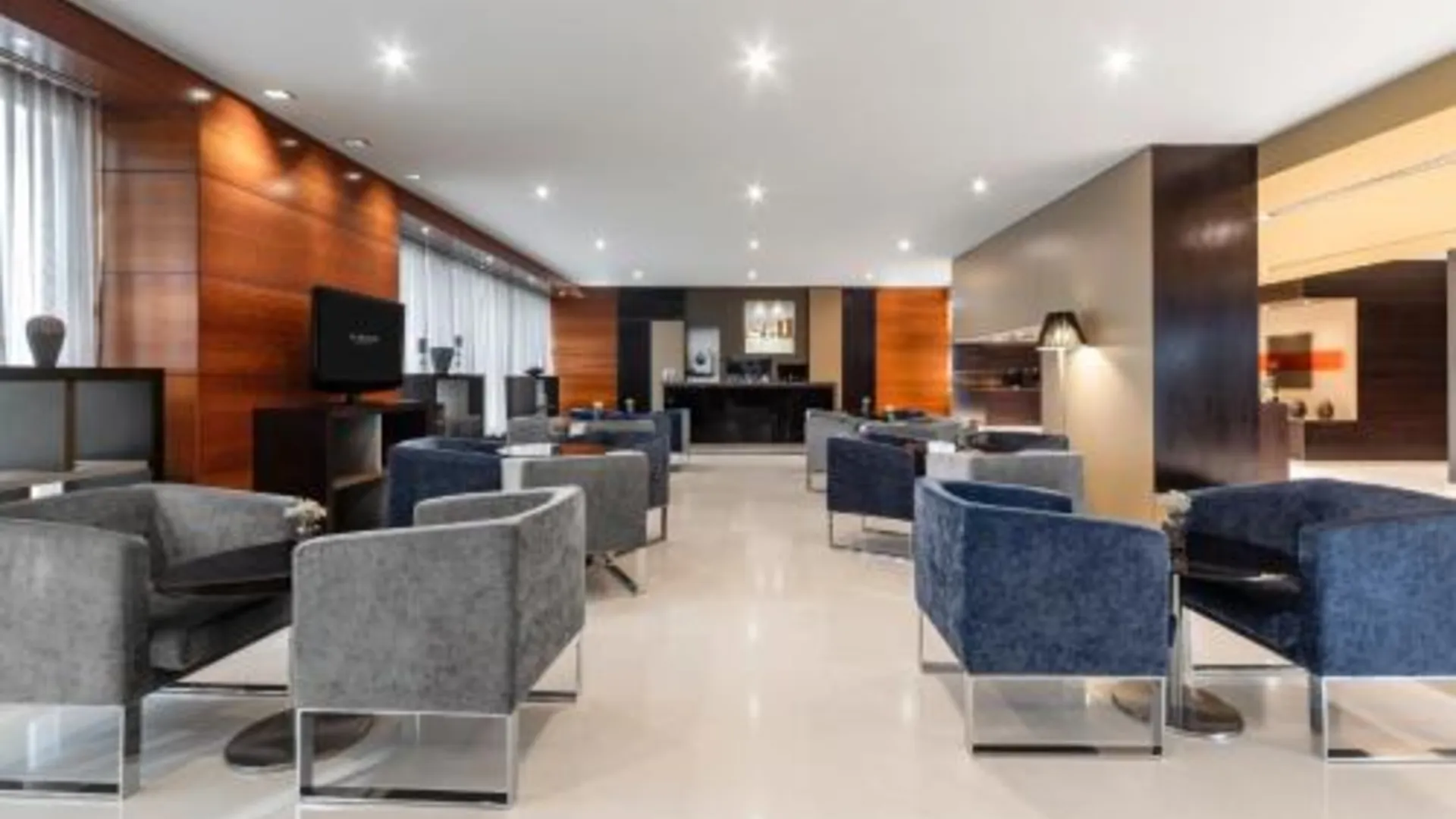 리스본 유로스타 리스본 파르케 4성급 호텔 로비