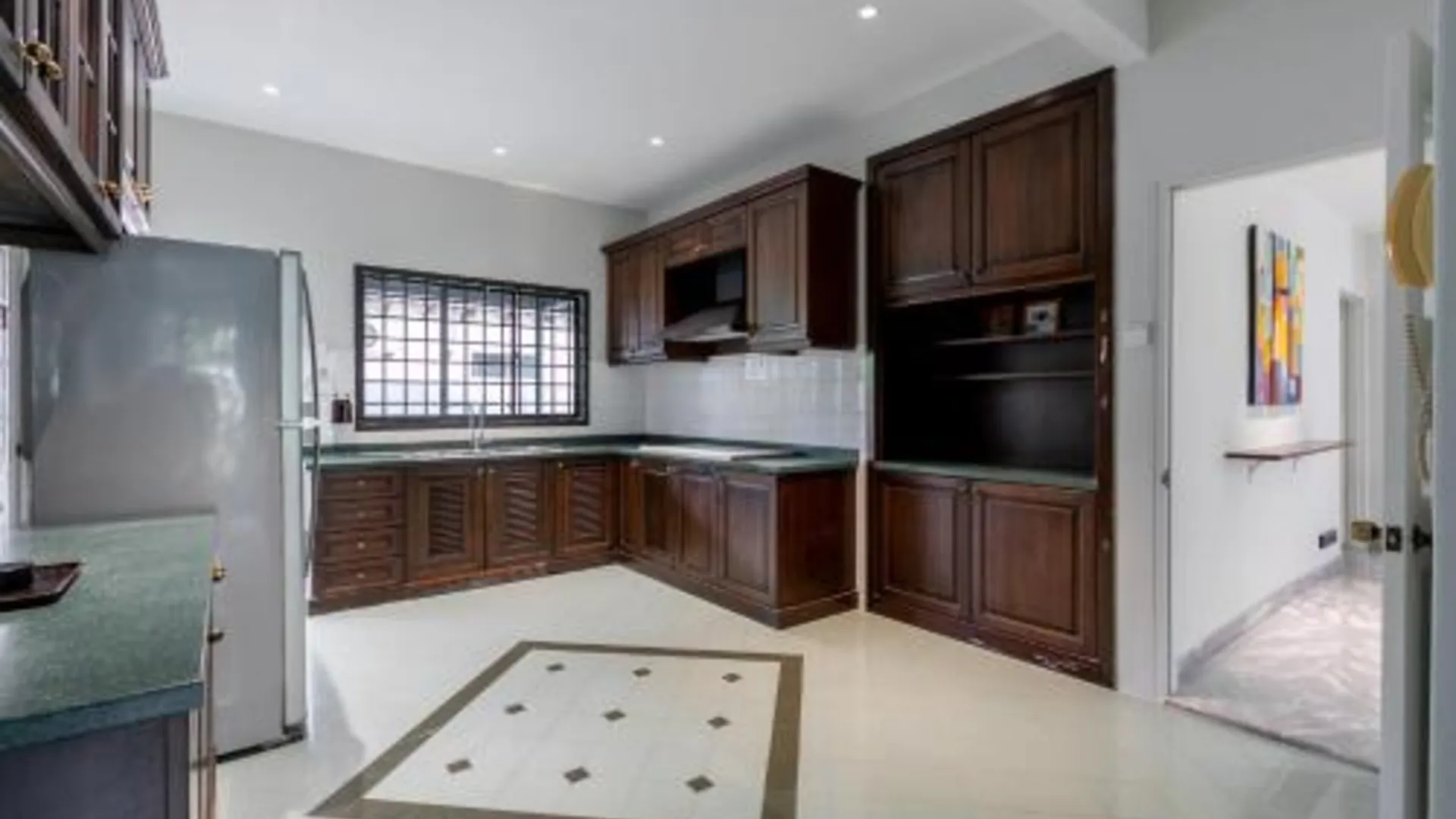 쿠안탄 콘토르 맨션 바이 르 로지 3성급 호텔 수영장