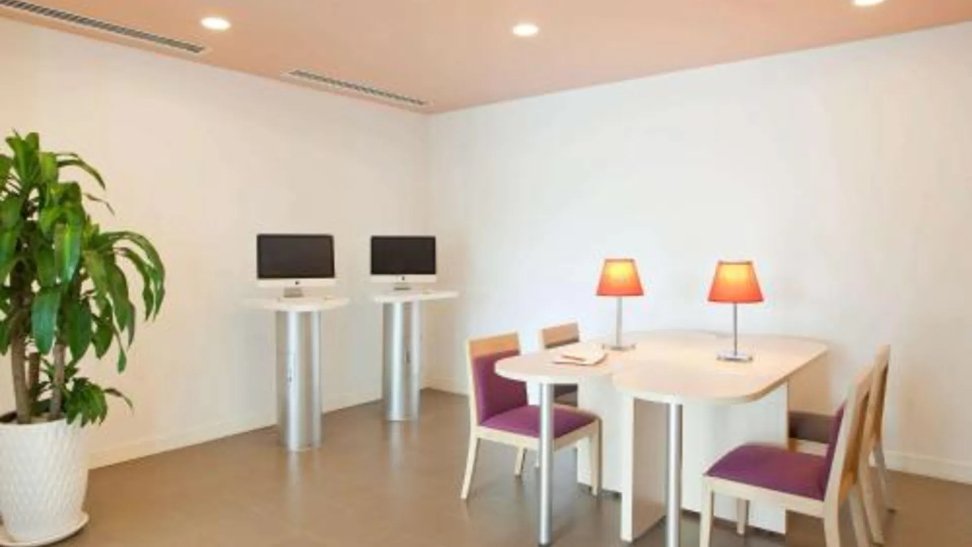 호치민 이비스 사이공 사우스 호텔 3성급 호텔 수영장