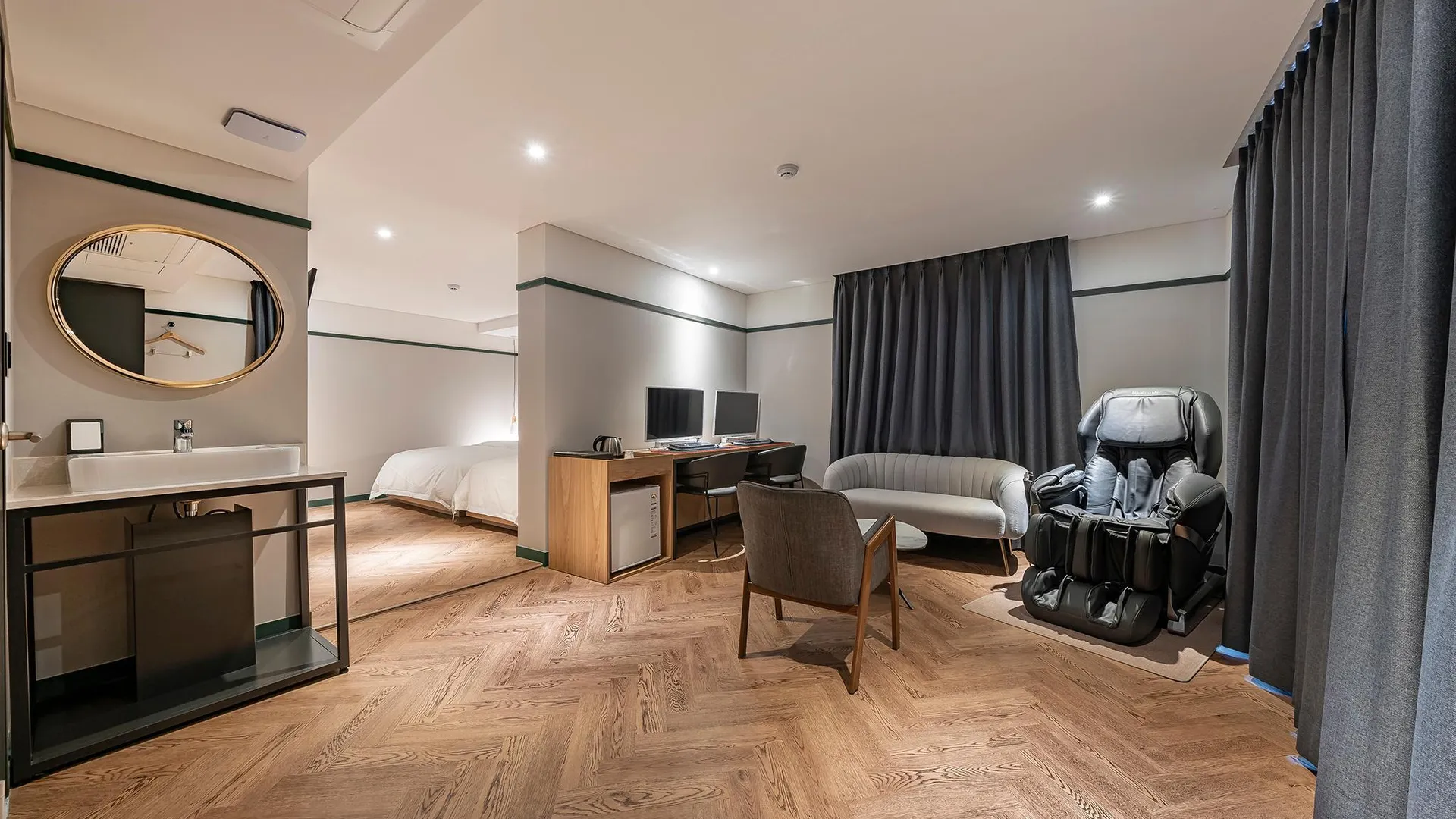 시흥 월곶 브라운도트 월곶역점 호텔 객실