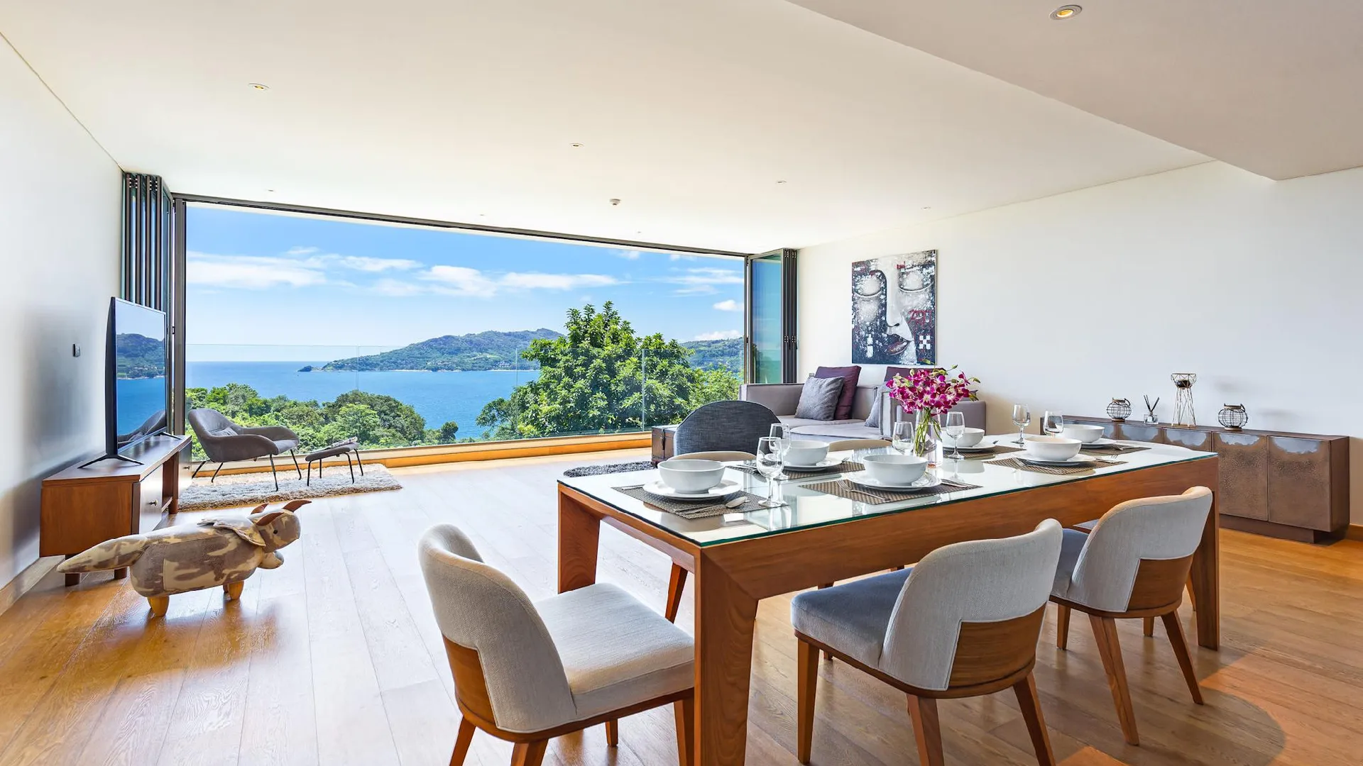 푸켓 빠통의 프라이빗 하우스 (200m², 침실 3개, 프라이빗 욕실 4개) 3성급 싱글룸 외관