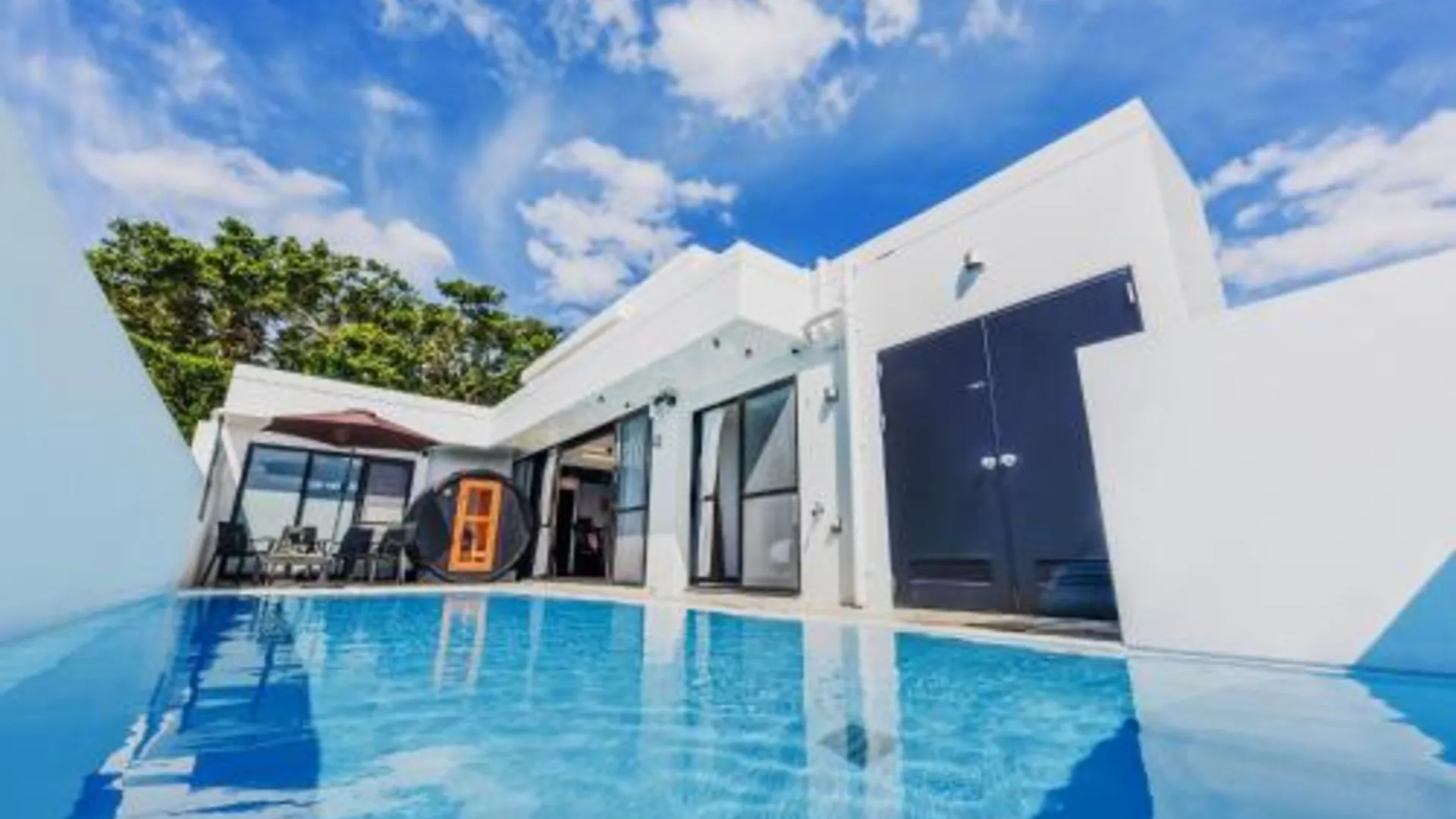 오키나와 본섬 프라이빗 풀빌라 모토부 5성급 호텔 객실