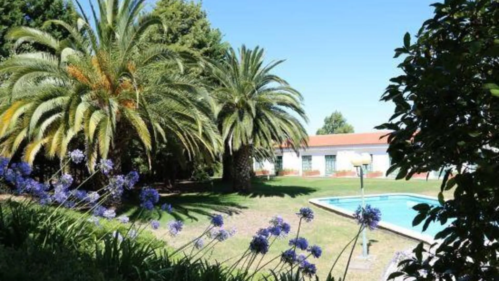 바탈라 Flag Hotel Santarem 3성급 호텔 외관