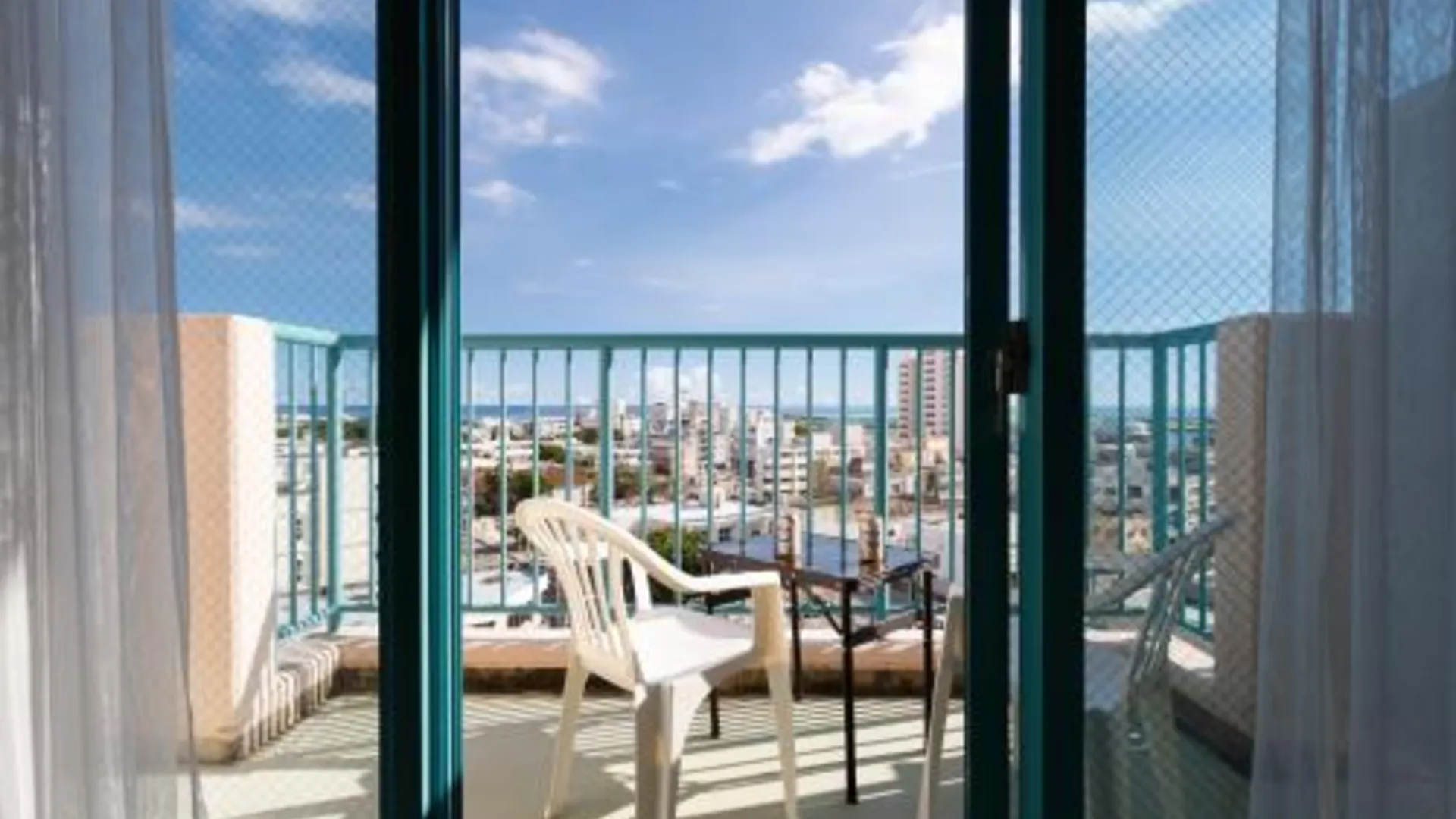 이시가키 호텔 벨 하모니 이시가키아일랜드 2성급 호텔 외관