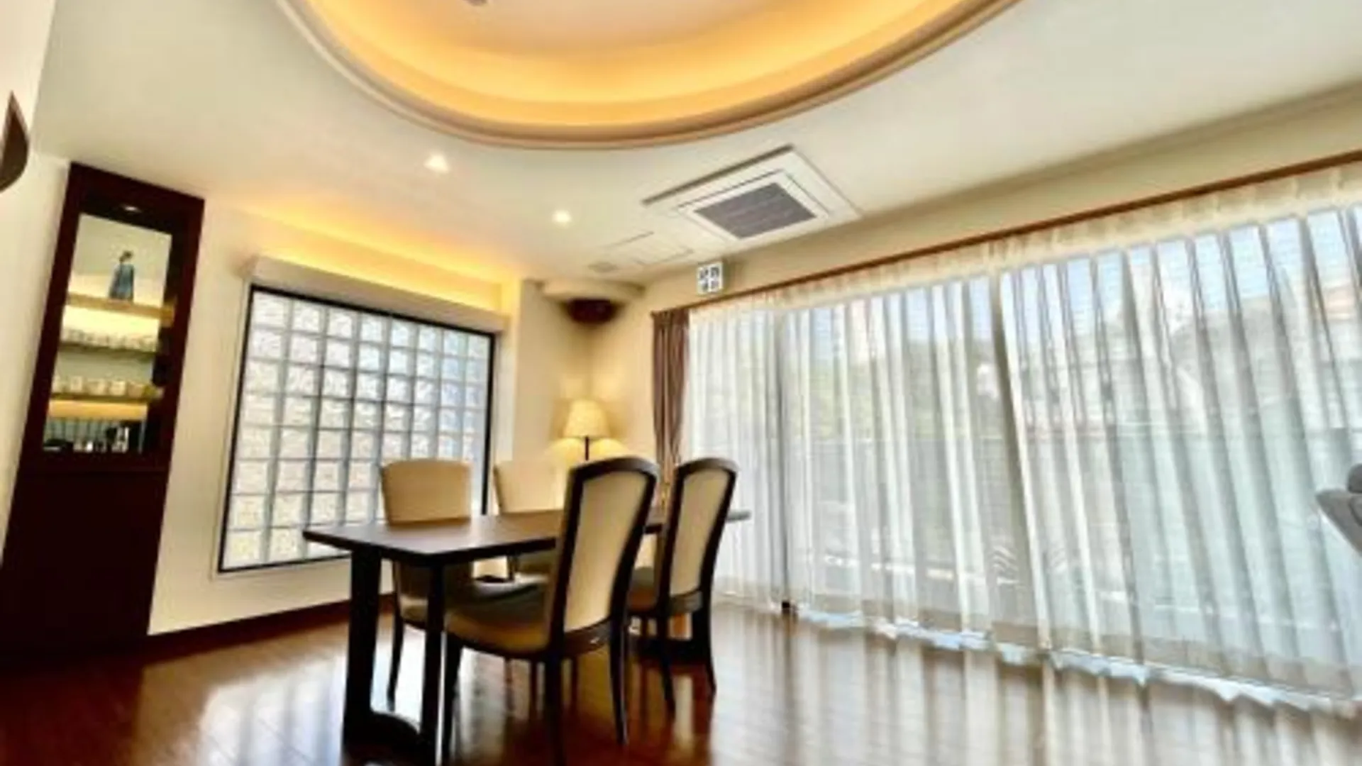 오키나와 본섬 호텔 텐시칸 쿠모지 3성급 호텔 수영장