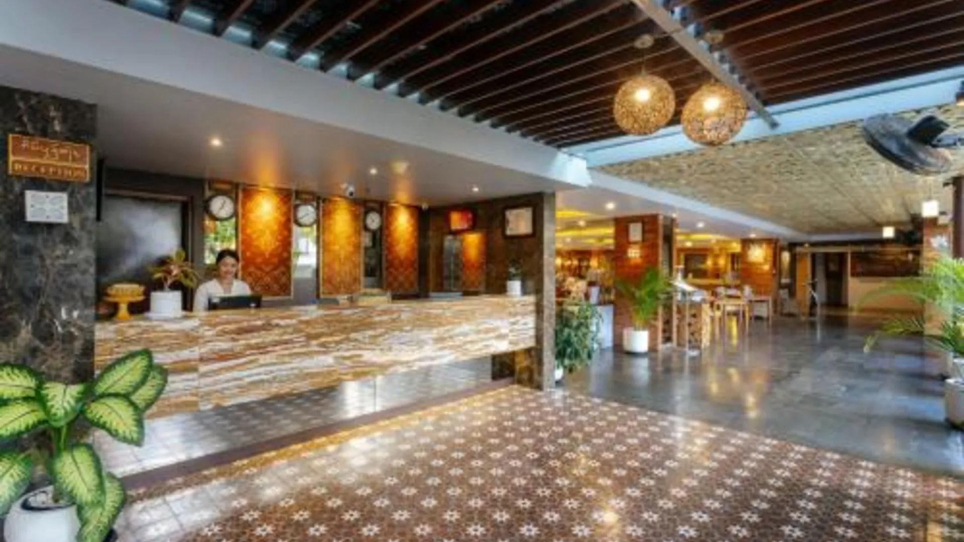 발리 호텔 호라이즌 스미냑 발리 4성급 호텔 수영장