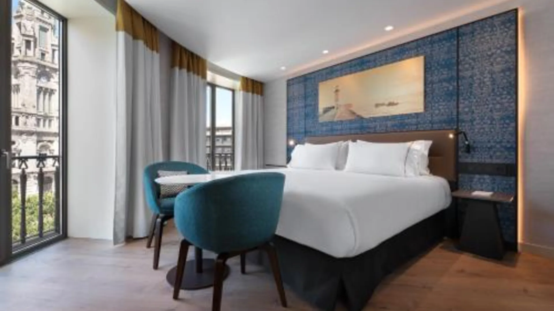 포르투 유로스타 알리아두스 5성급 호텔 스위트룸