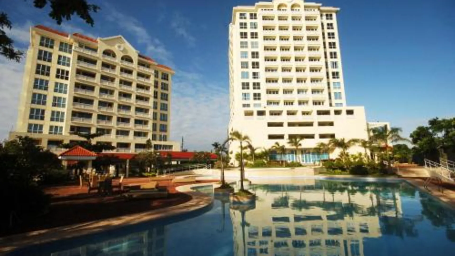 세부 라 미라다 호텔 3성급 호텔 외관