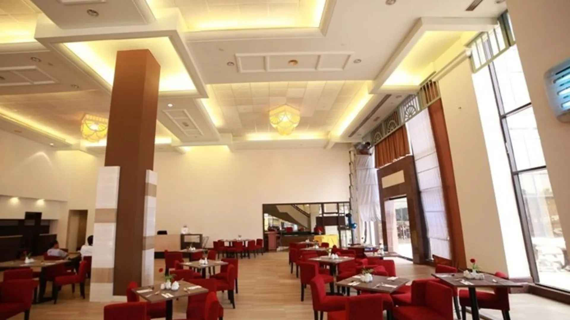 코타바루 그랜드 리버뷰 호텔 4성급 호텔 수영장