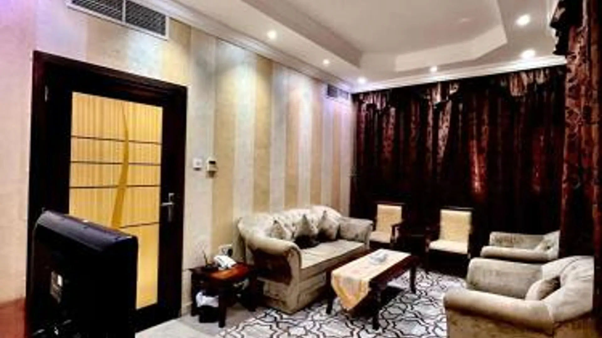 아지만 Dream Palace Hotel Ajman 2성급 호텔 객실