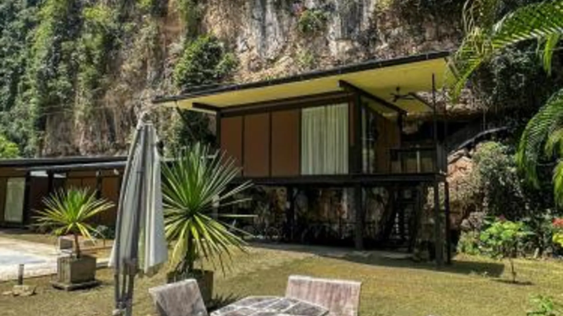 이포 엑스케이프 탐분 4성급 게스트하우스 로비