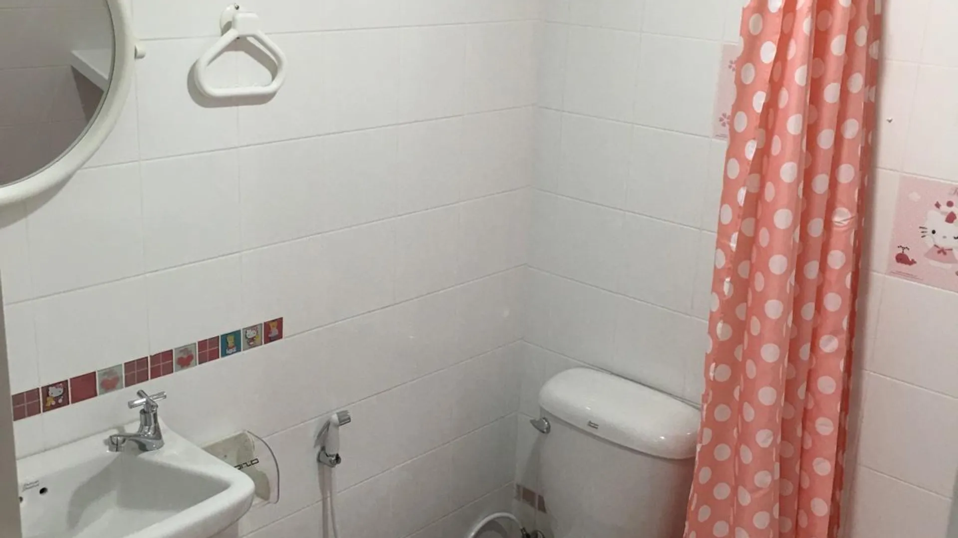 방콕 라차다피섹의 프라이빗 하우스 (30m², 침실 1개, 프라이빗 욕실 1개) 2성급 싱글룸 스위트룸