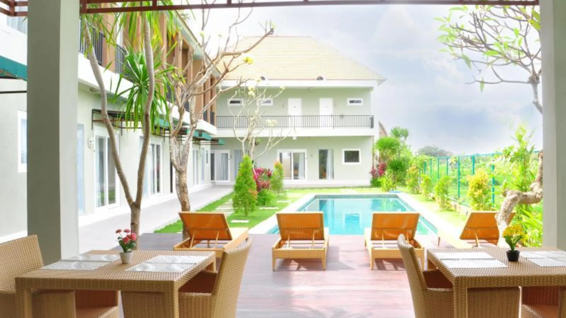 발리 빌라 탕투 비치 인 3성급 호텔 로비