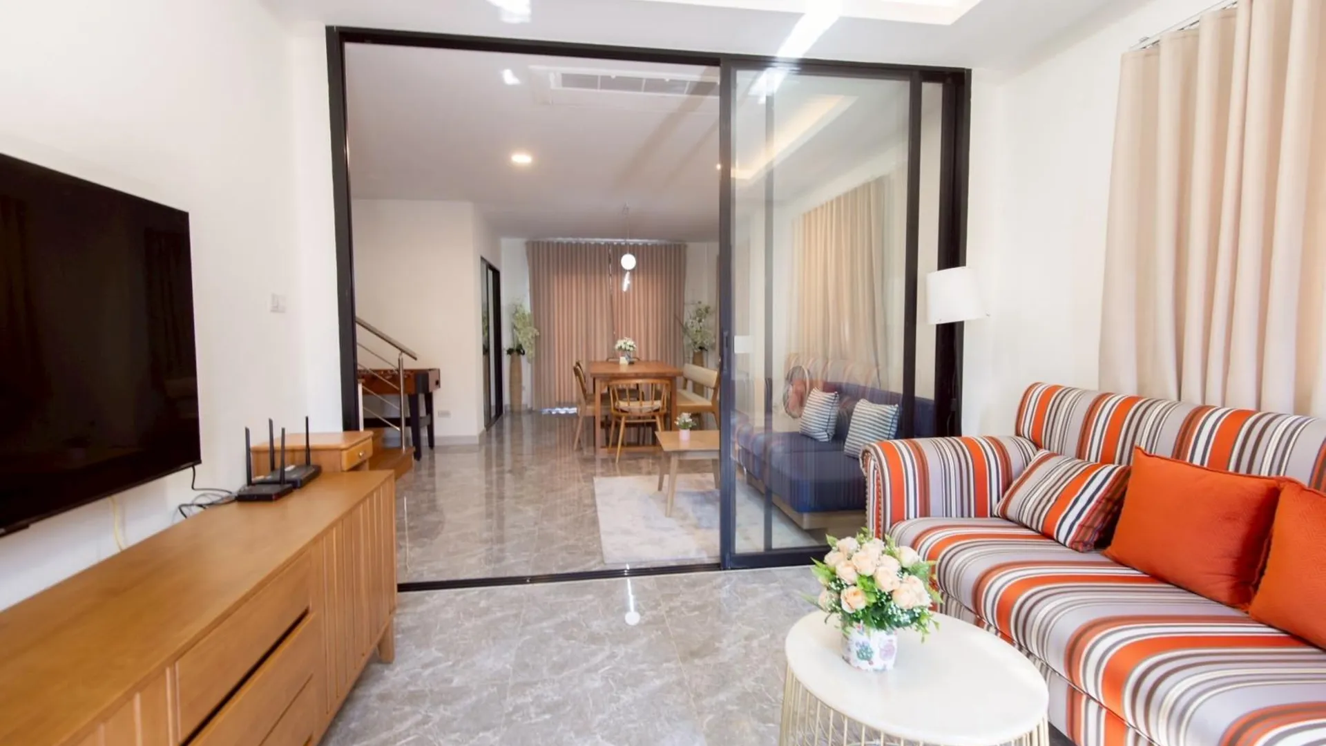 치앙라이 림꼭의 빌라 (m², 침실 3개, 프라이빗 욕실 3개) 4성급 싱글룸 스위트룸