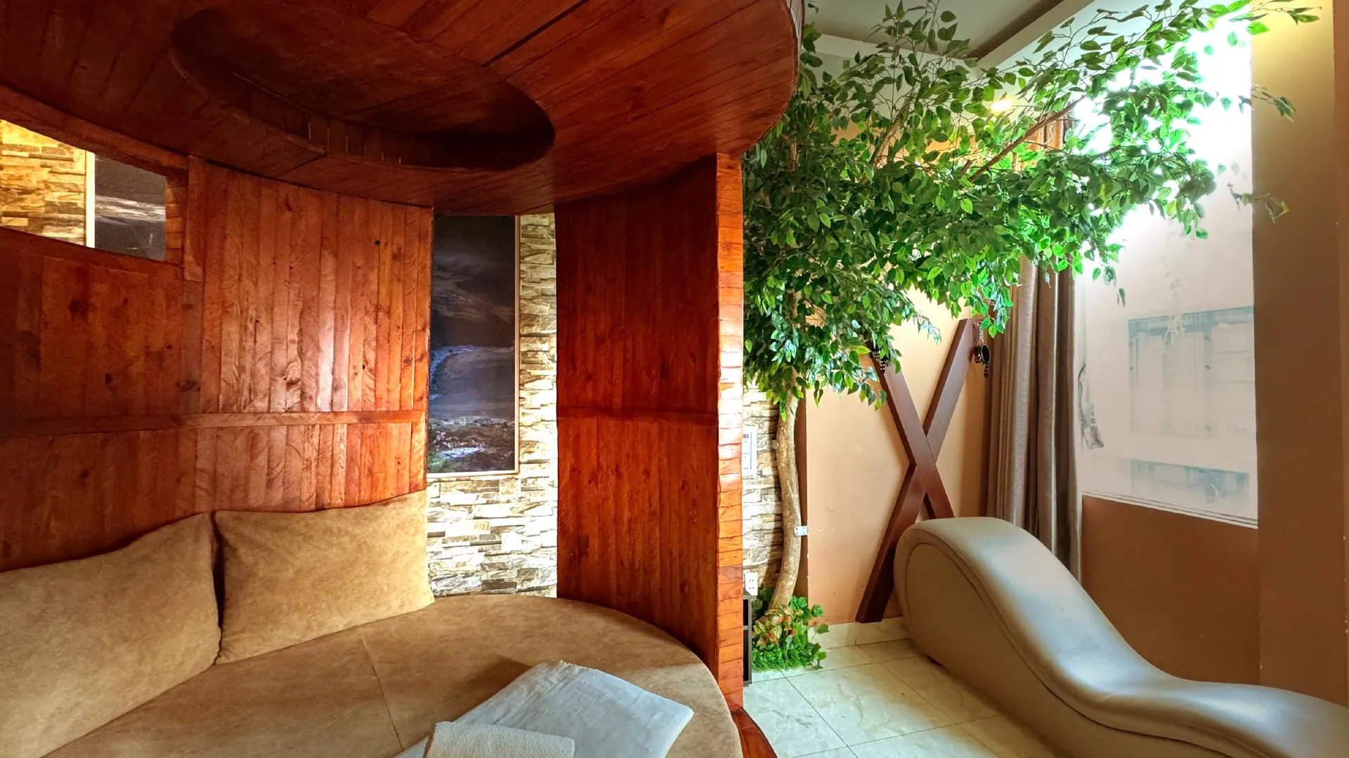 호치민 루브 호텔 3 2성급 호텔 스위트룸