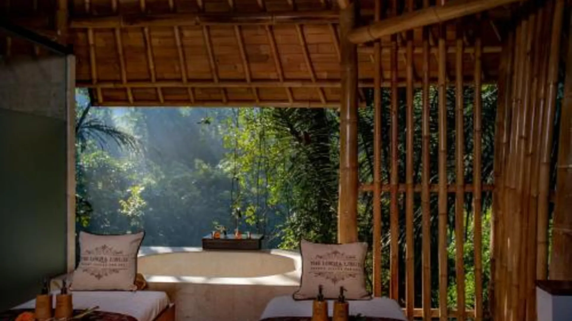 발리 더 로카 우붓 리조트 빌라 앤 스파 5성급 호텔 부대시설