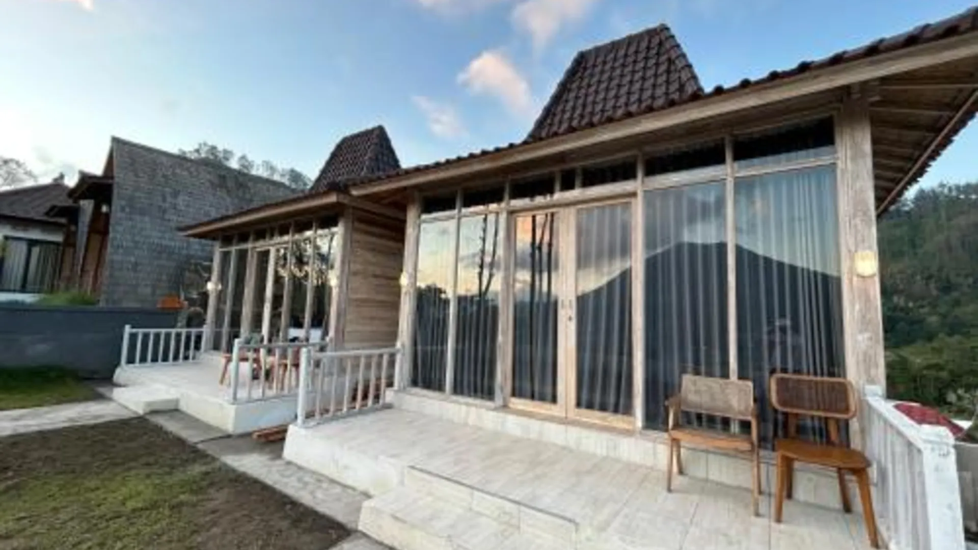 발리 The volcano 호텔 외관