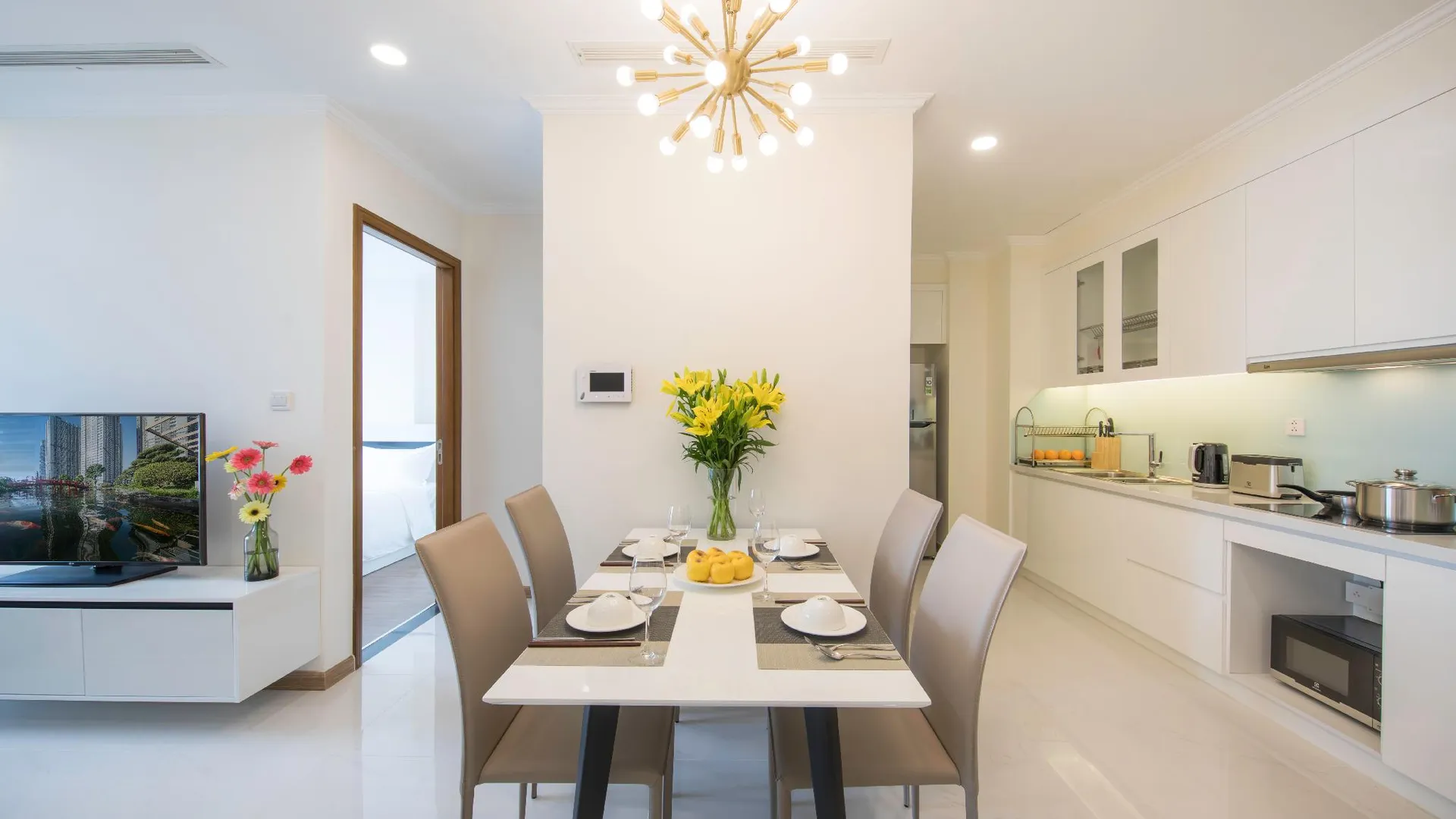 호치민 빈탄의 아파트먼트 (50m², 침실 1개, 프라이빗 욕실 1개) 5성급 싱글룸 전망