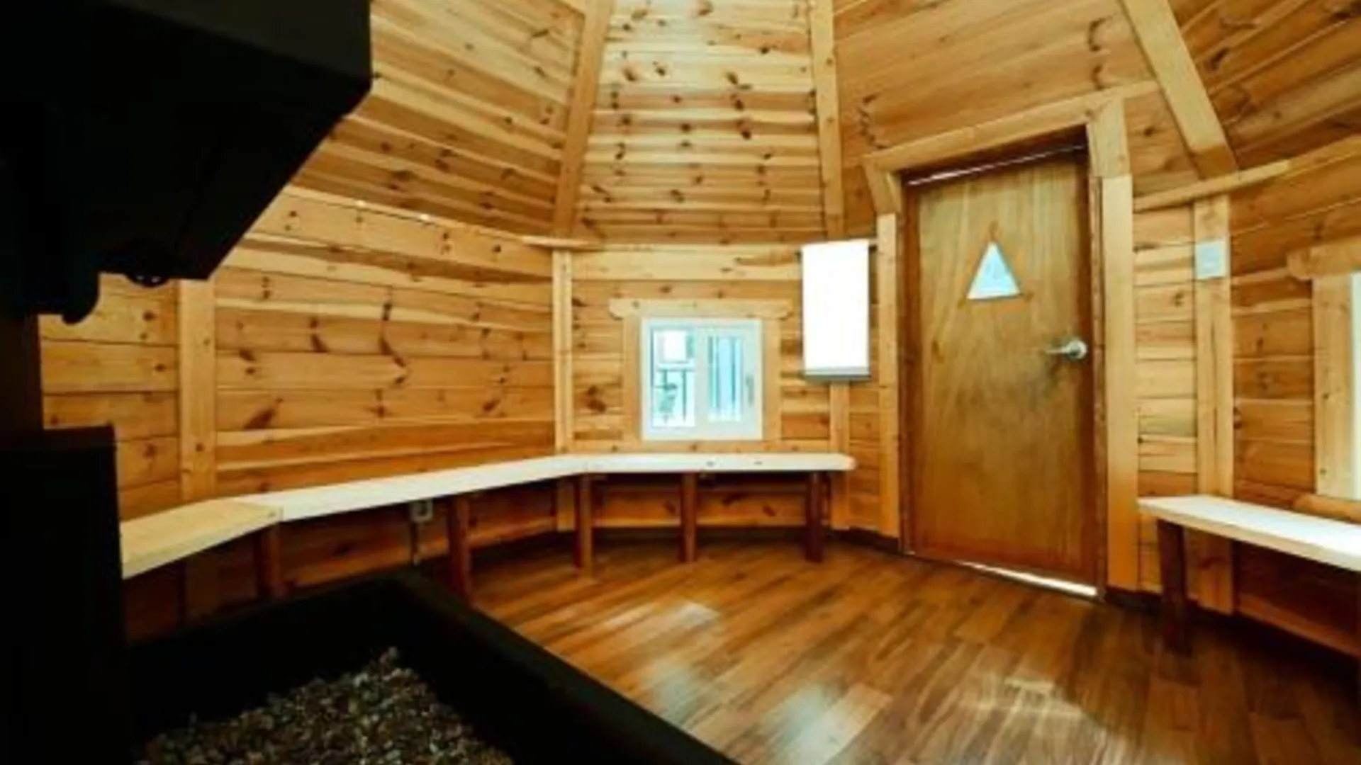 가평 숲속 다람쥐 펜션 3성급 게스트하우스 레스토랑