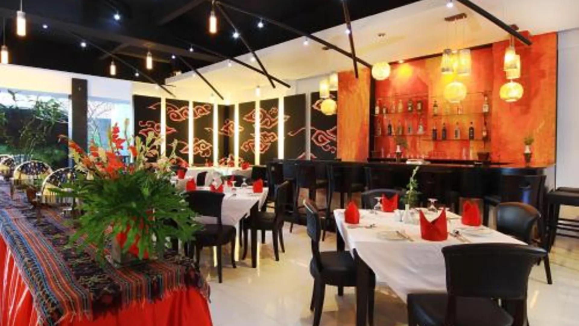 발리 더 래디언트 호텔 앤 스파 3성급 호텔 수영장