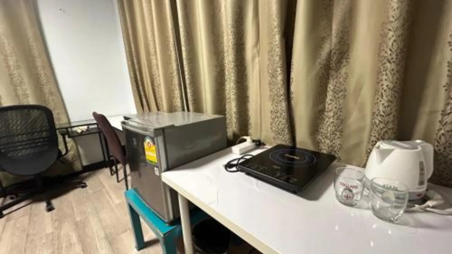 방콕 Wewash Room Laksi - Donmuang Airport ห้องวีวอช หลักสี่ -สนามบินดอนเมือง 3성급 호텔 수영장