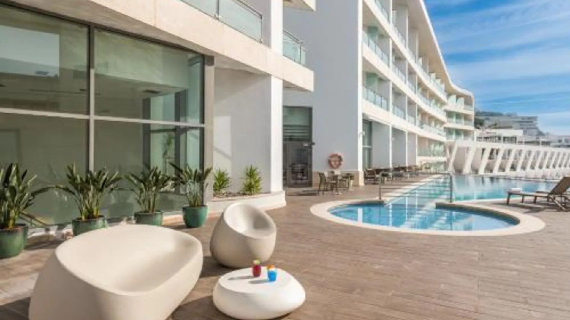 세심브라 Sesimbra Hotel & Spa 4성급 호텔 외관